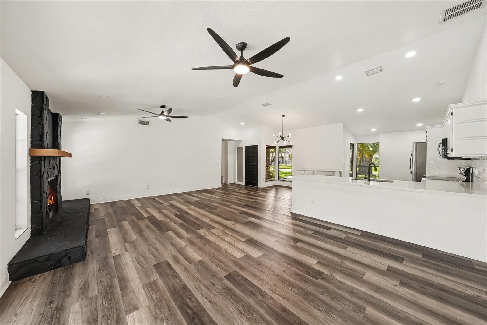 4715 Kemble, Tampa, FL 33624
