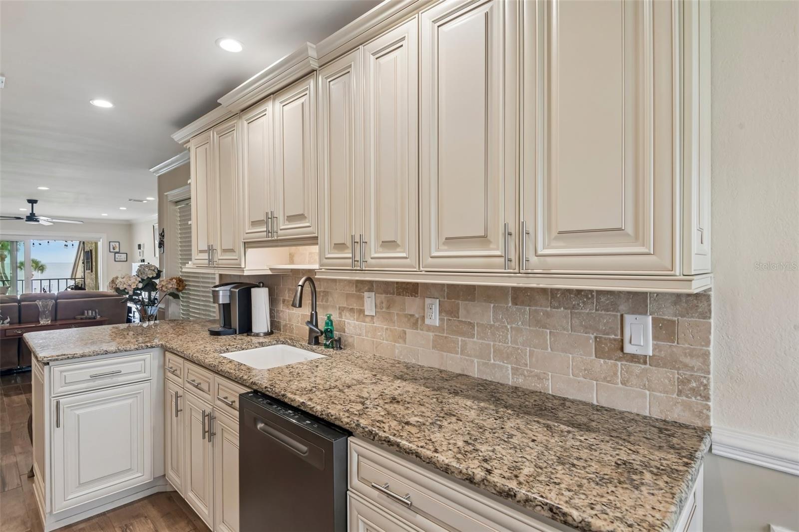 7300 Sunshine Skyway Unit 206, St Petersburg, FL 33711