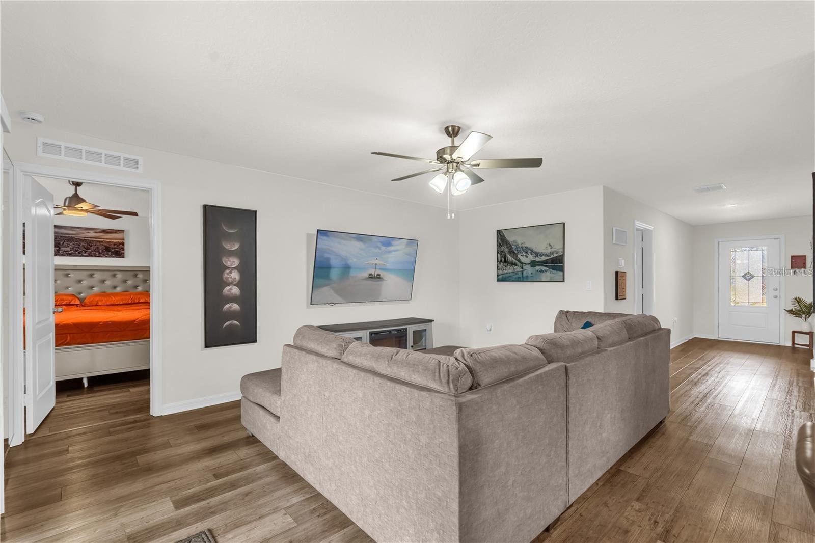 1898 9th, Deland, FL 32724