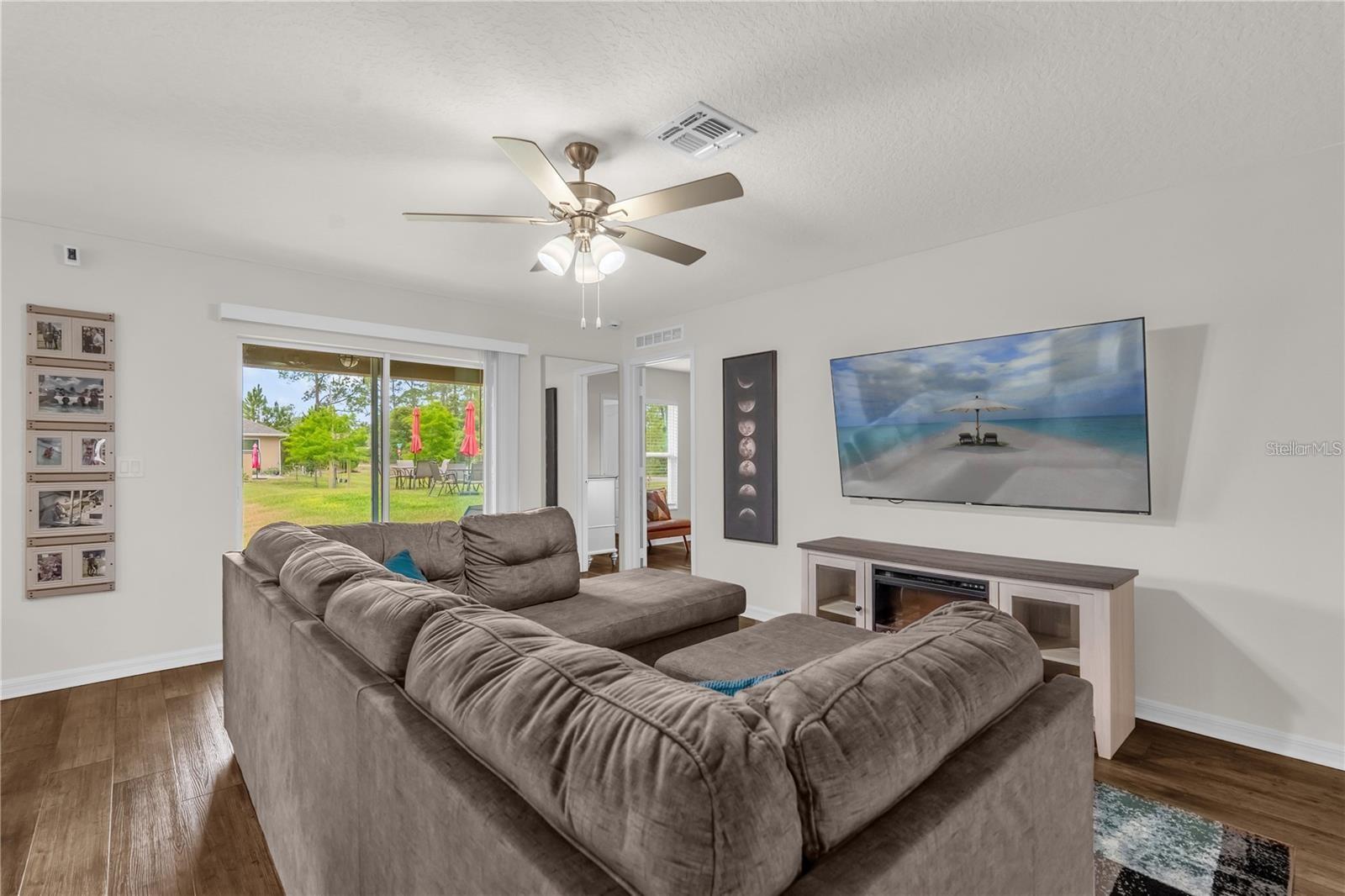 1898 9th, Deland, FL 32724