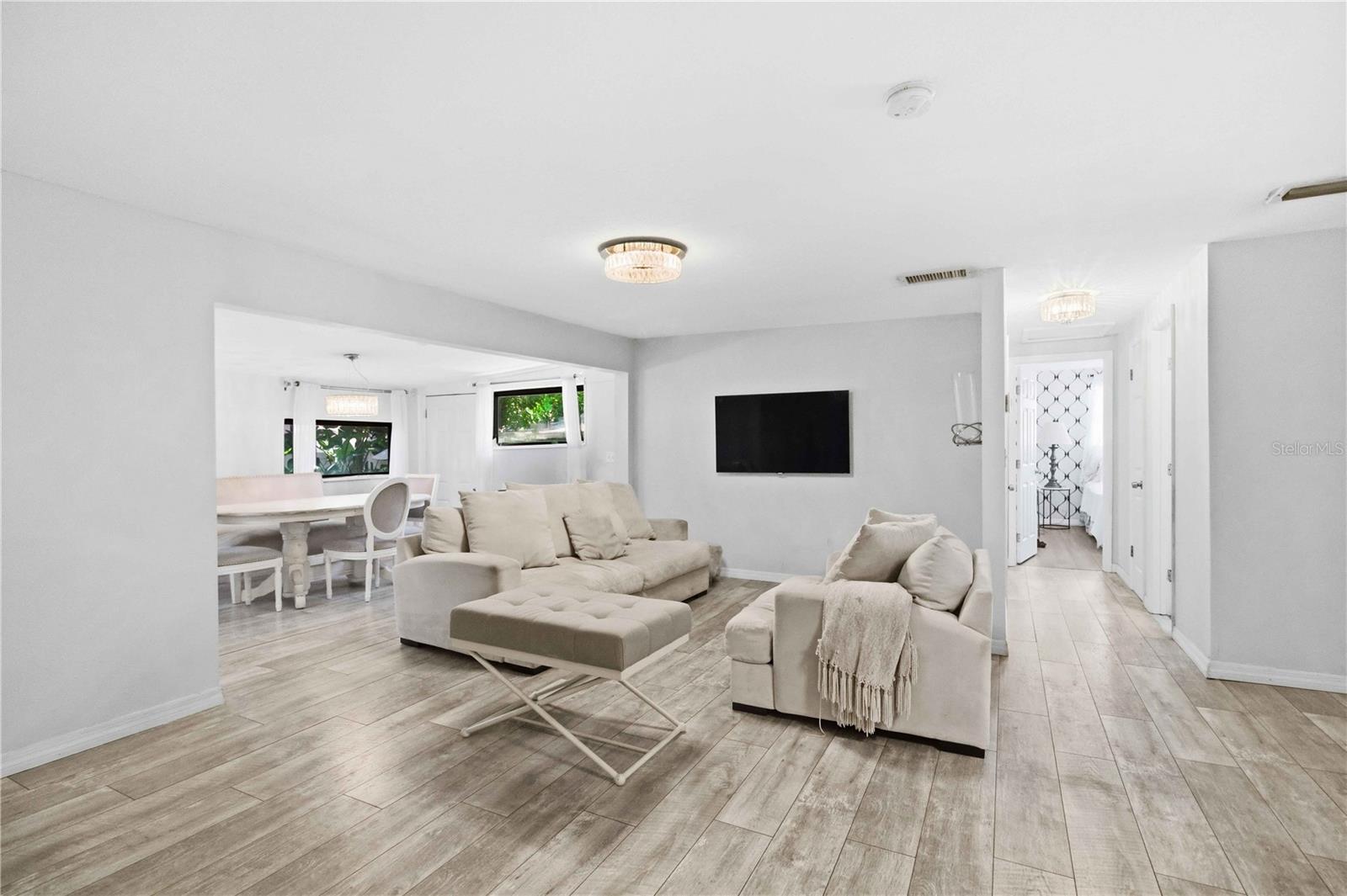 603 60th, Bradenton, FL 34207