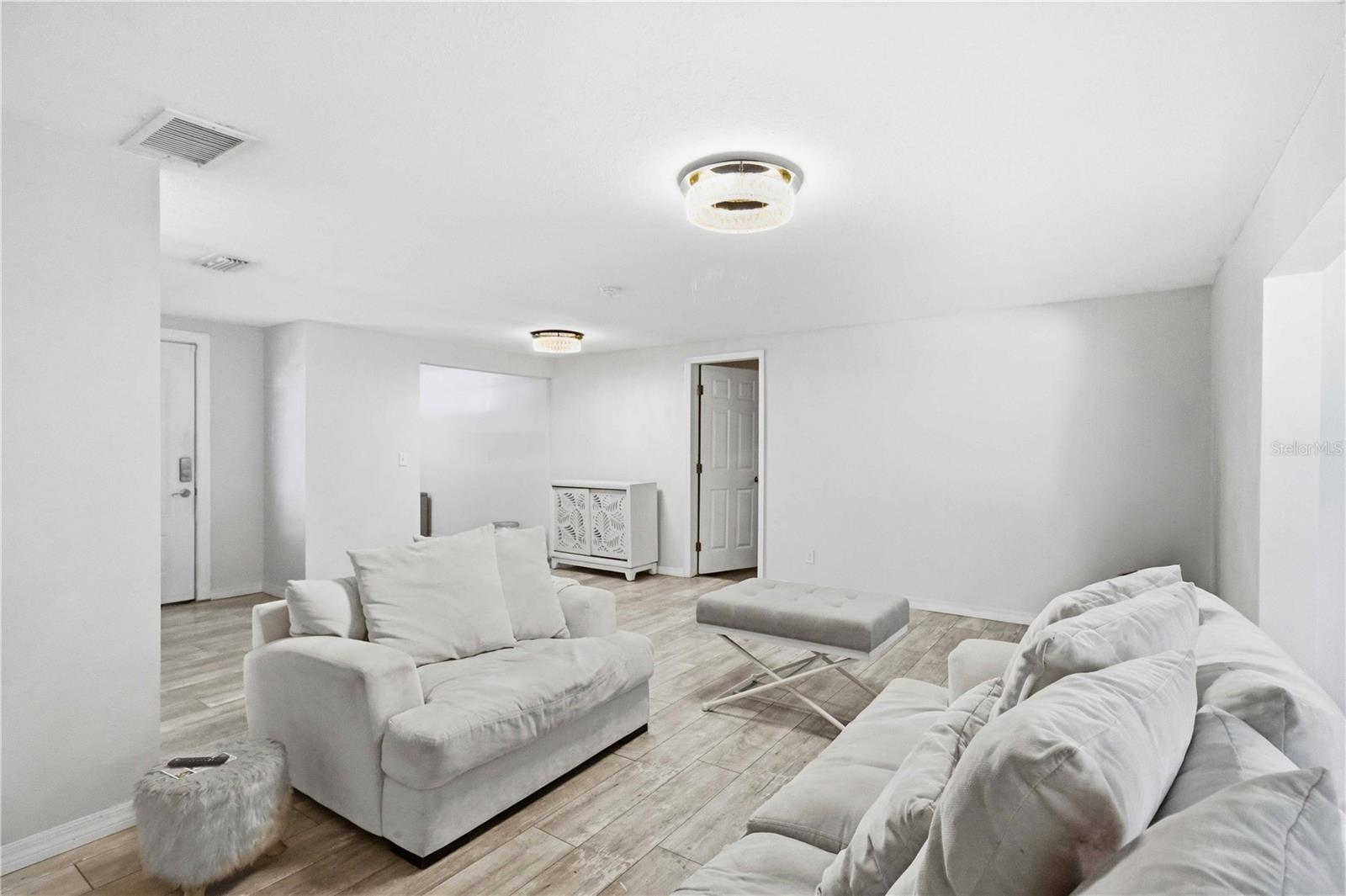 603 60th, Bradenton, FL 34207