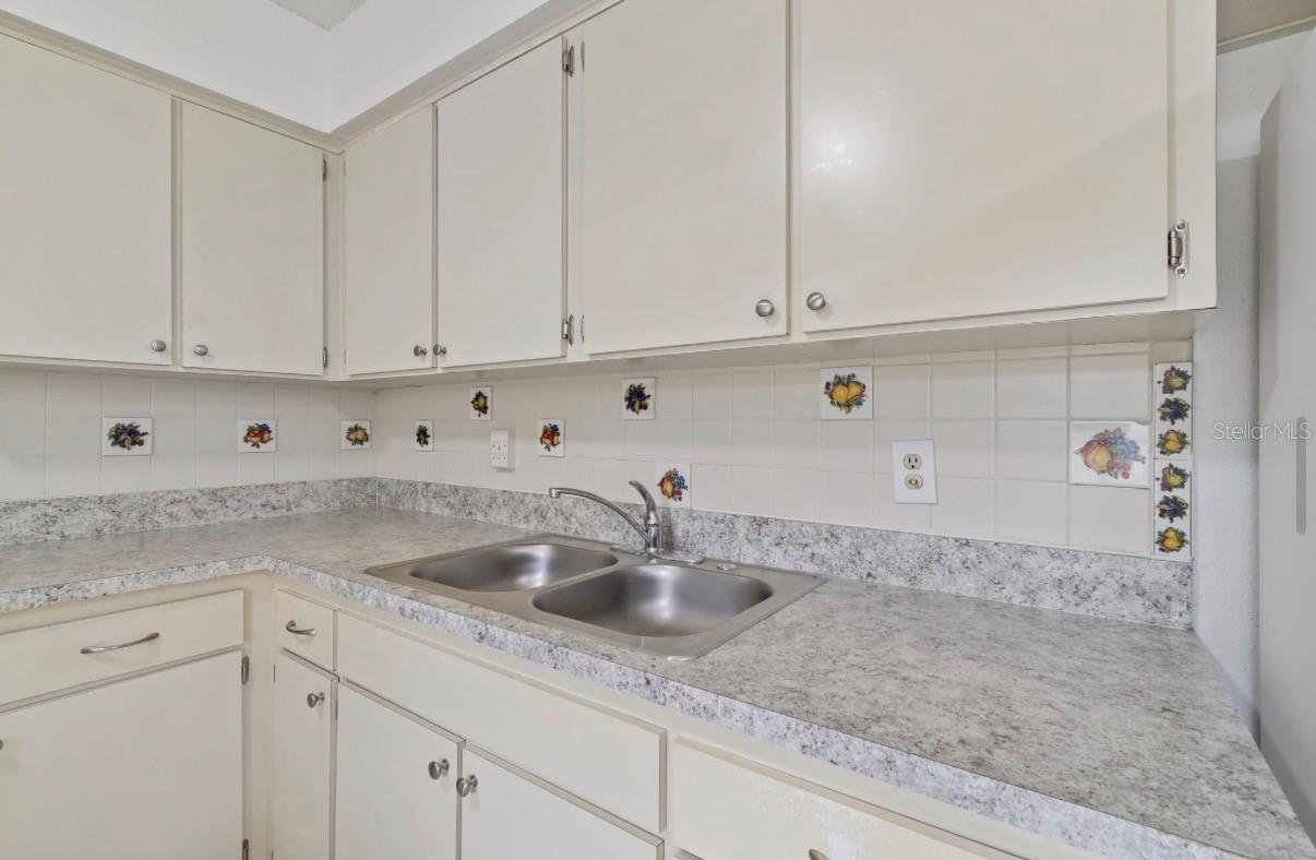 7516 Cortez, Tampa, FL 33614
