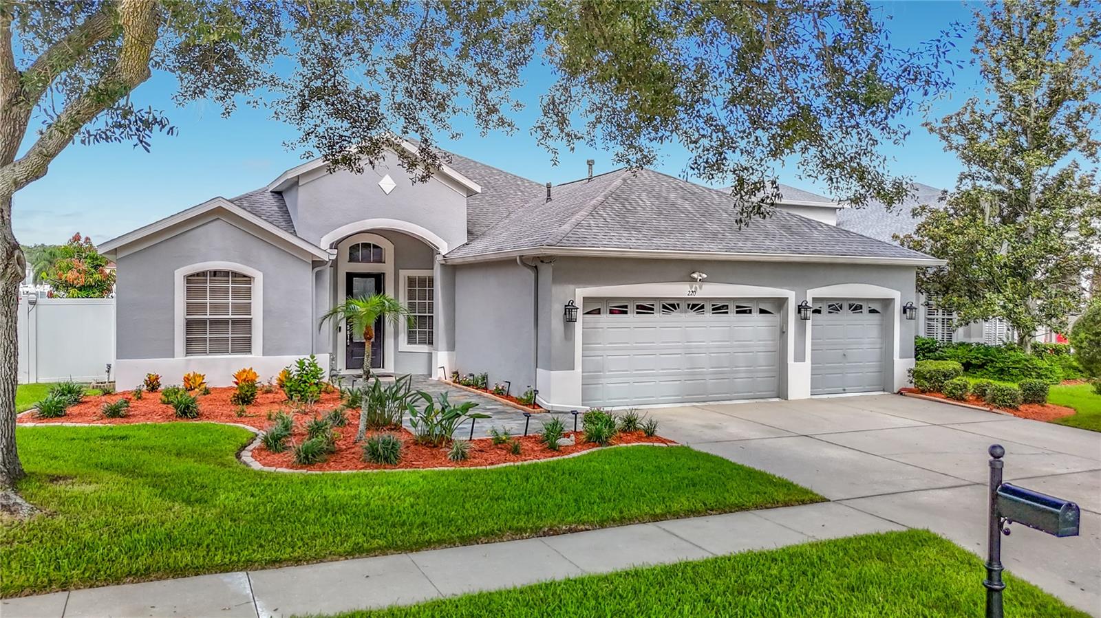 220 Ronja, Valrico, FL 33594