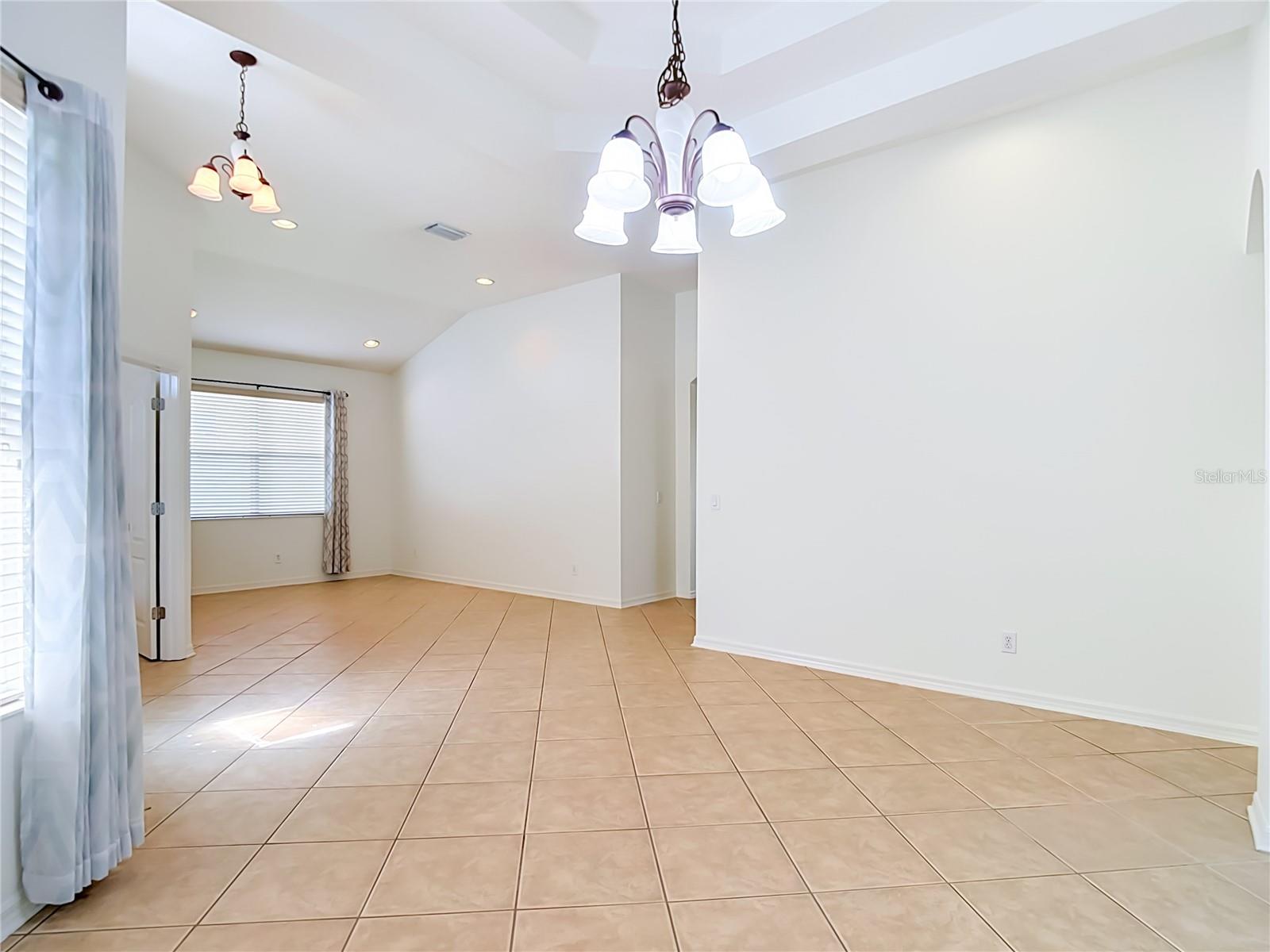 220 Ronja, Valrico, FL 33594