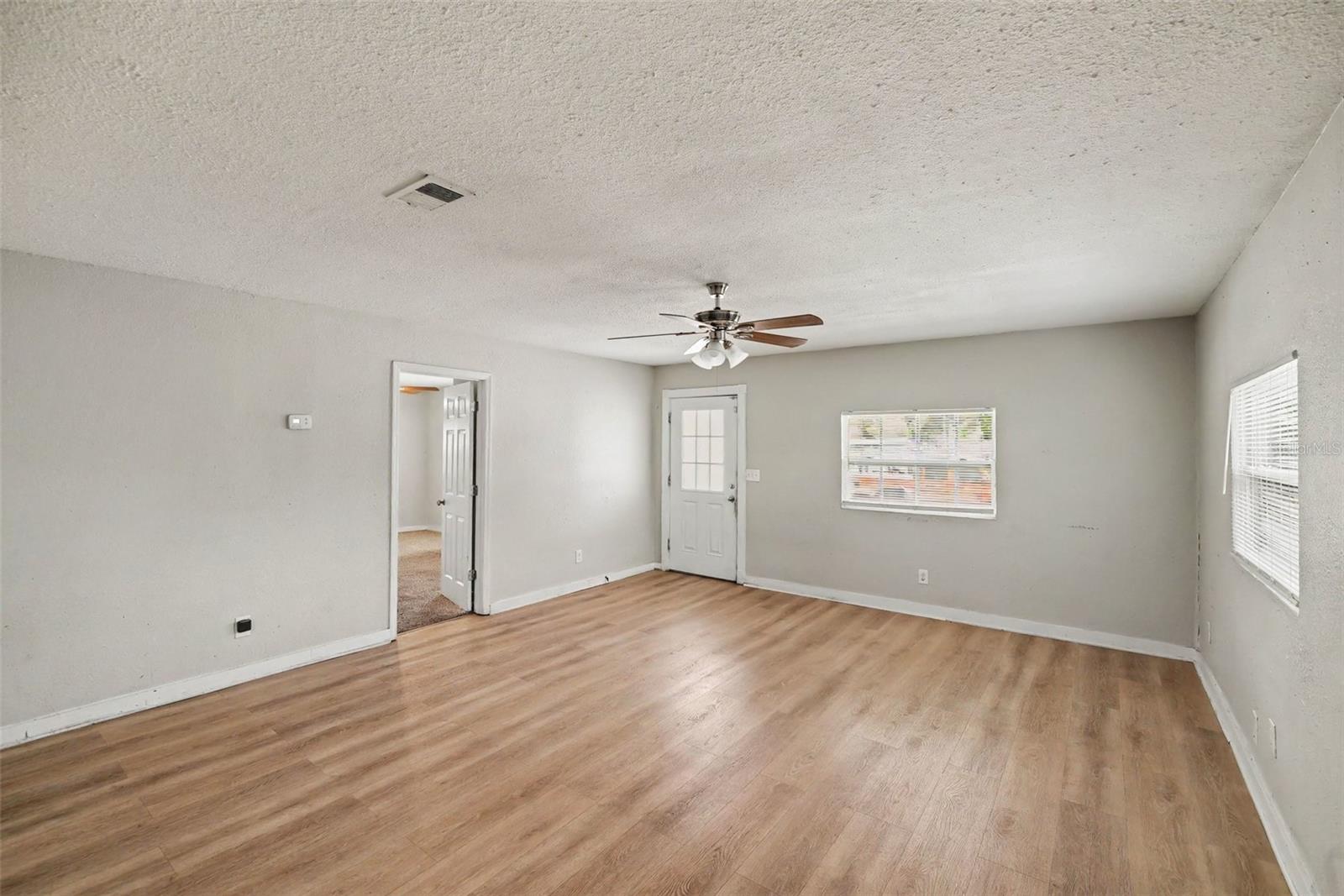 920 Dr Martin Luther King Jr, Tampa, FL 33603