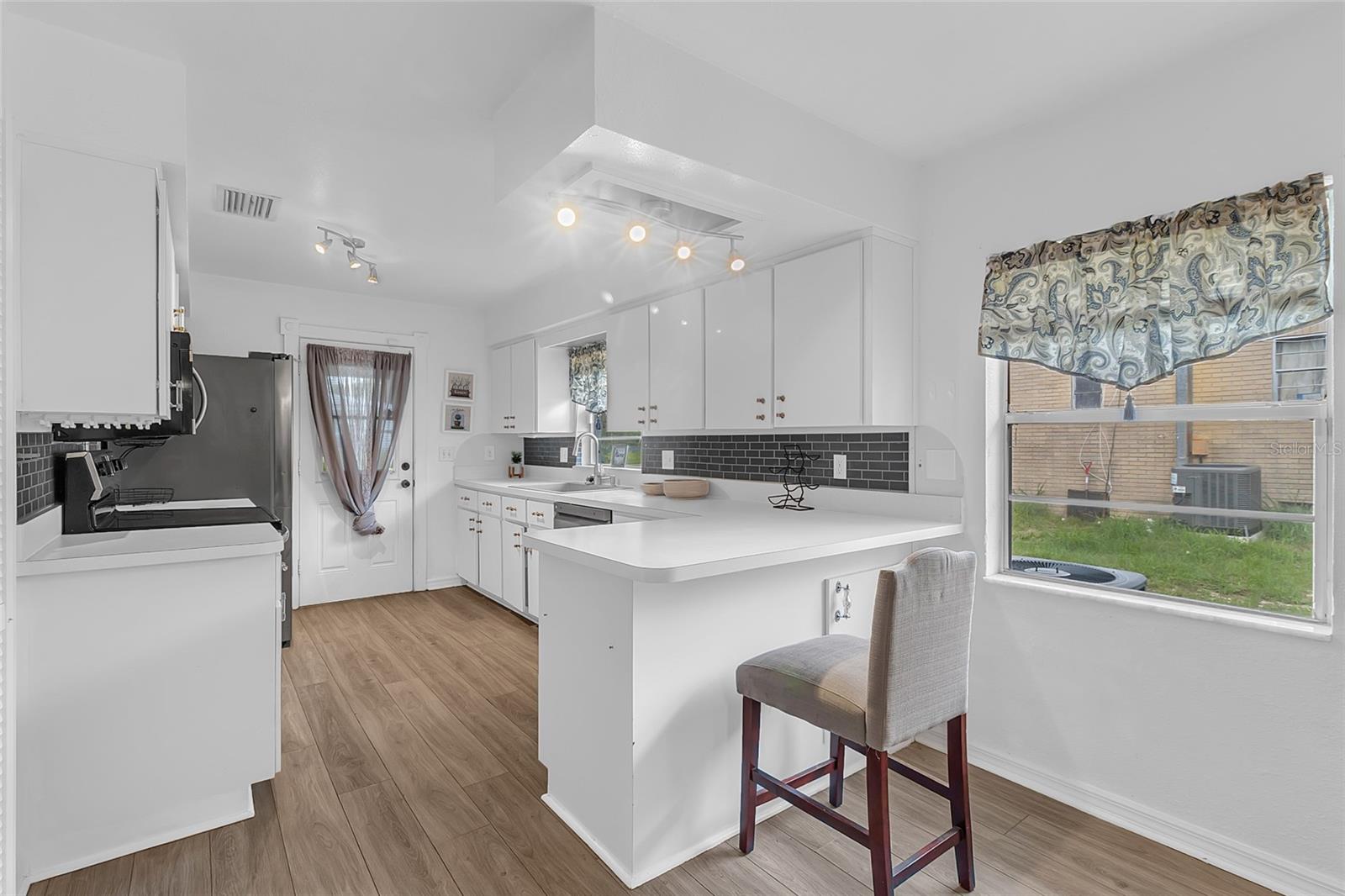 320 Seminole, Lake Alfred, FL 33850