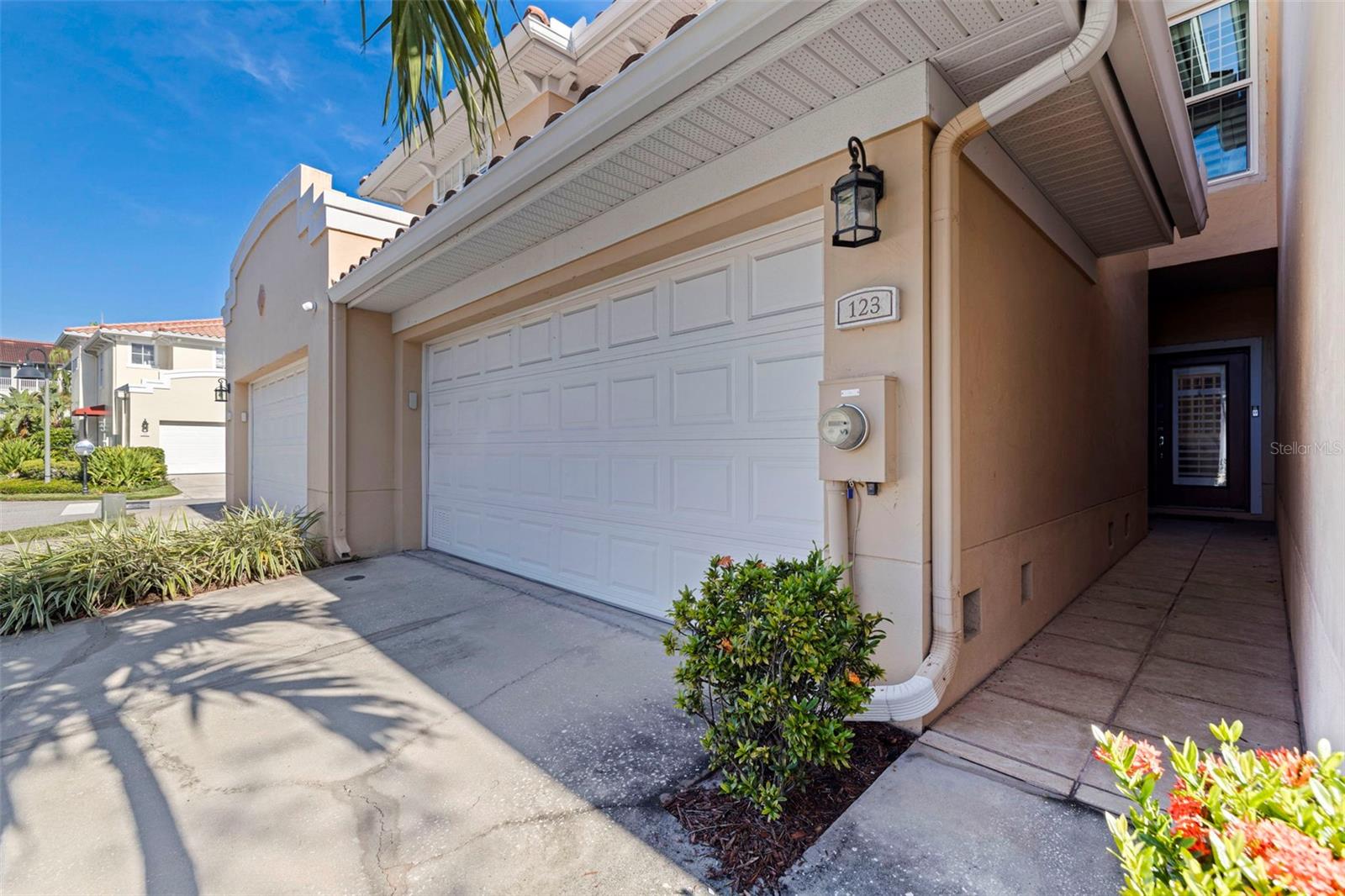 123 Valencia, St Petersburg, FL 33716