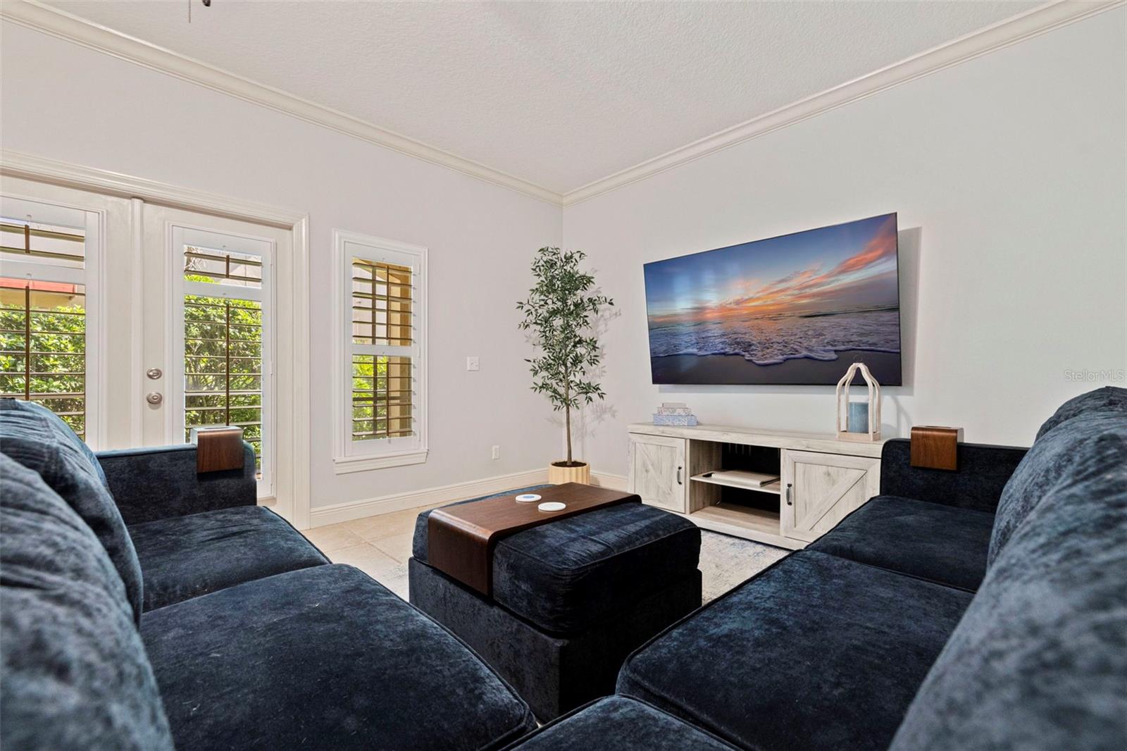 123 Valencia, St Petersburg, FL 33716