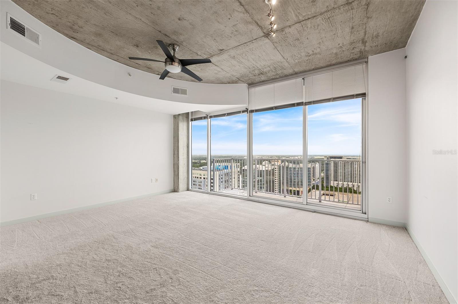 155 Court Unit 2403, Orlando, FL 32801
