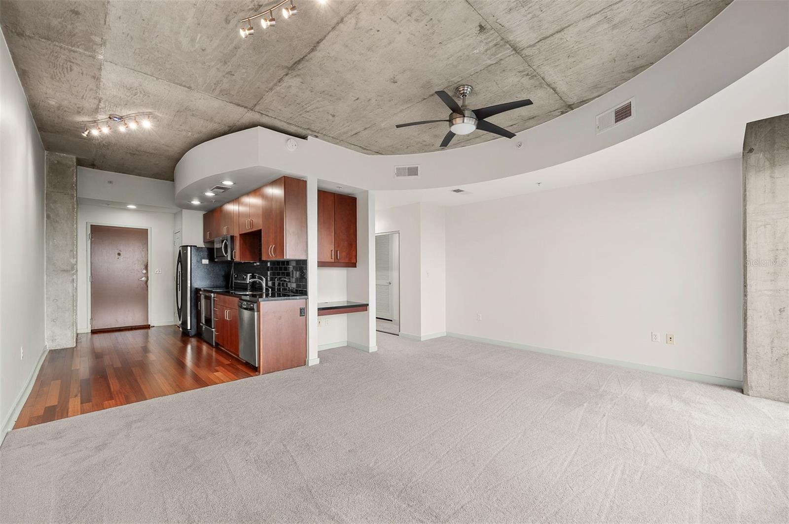 155 Court Unit 2403, Orlando, FL 32801