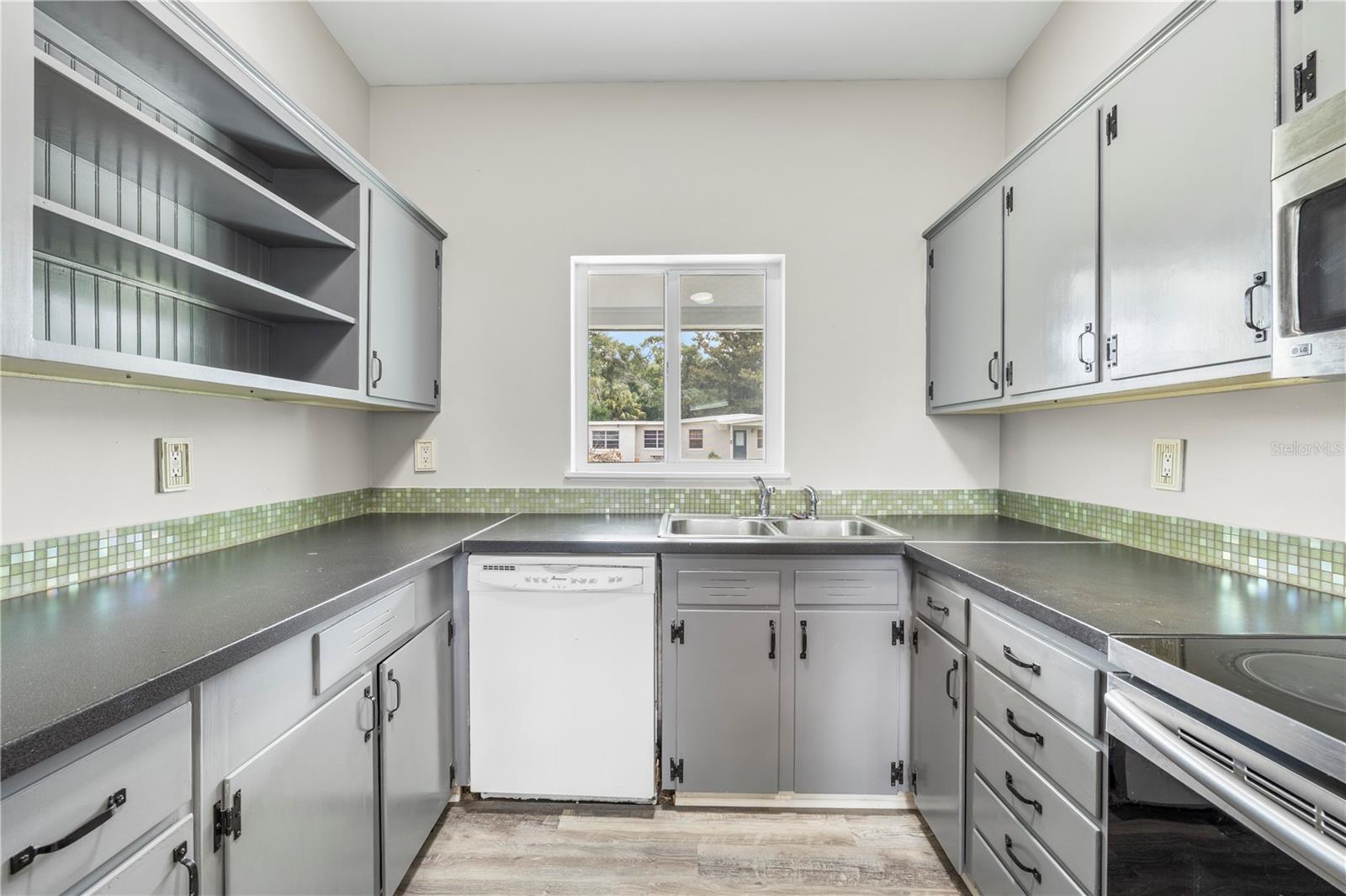 8616 Shirley, Temple Terrace, FL 33617