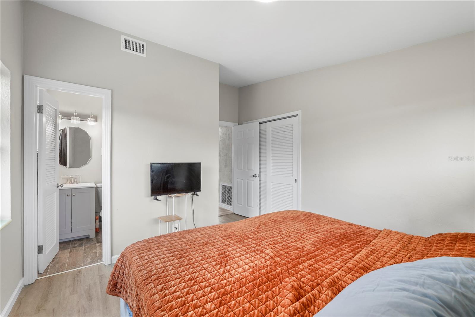 8616 Shirley, Temple Terrace, FL 33617