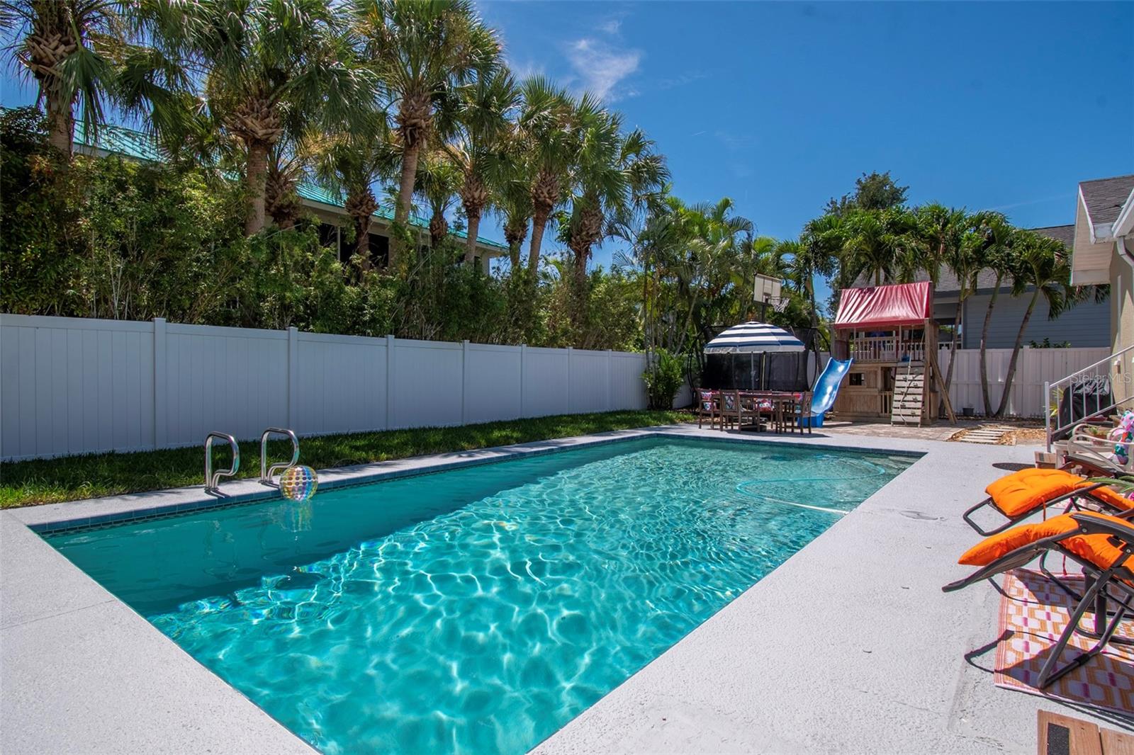 851 3rd, Tierra Verde, FL 33715