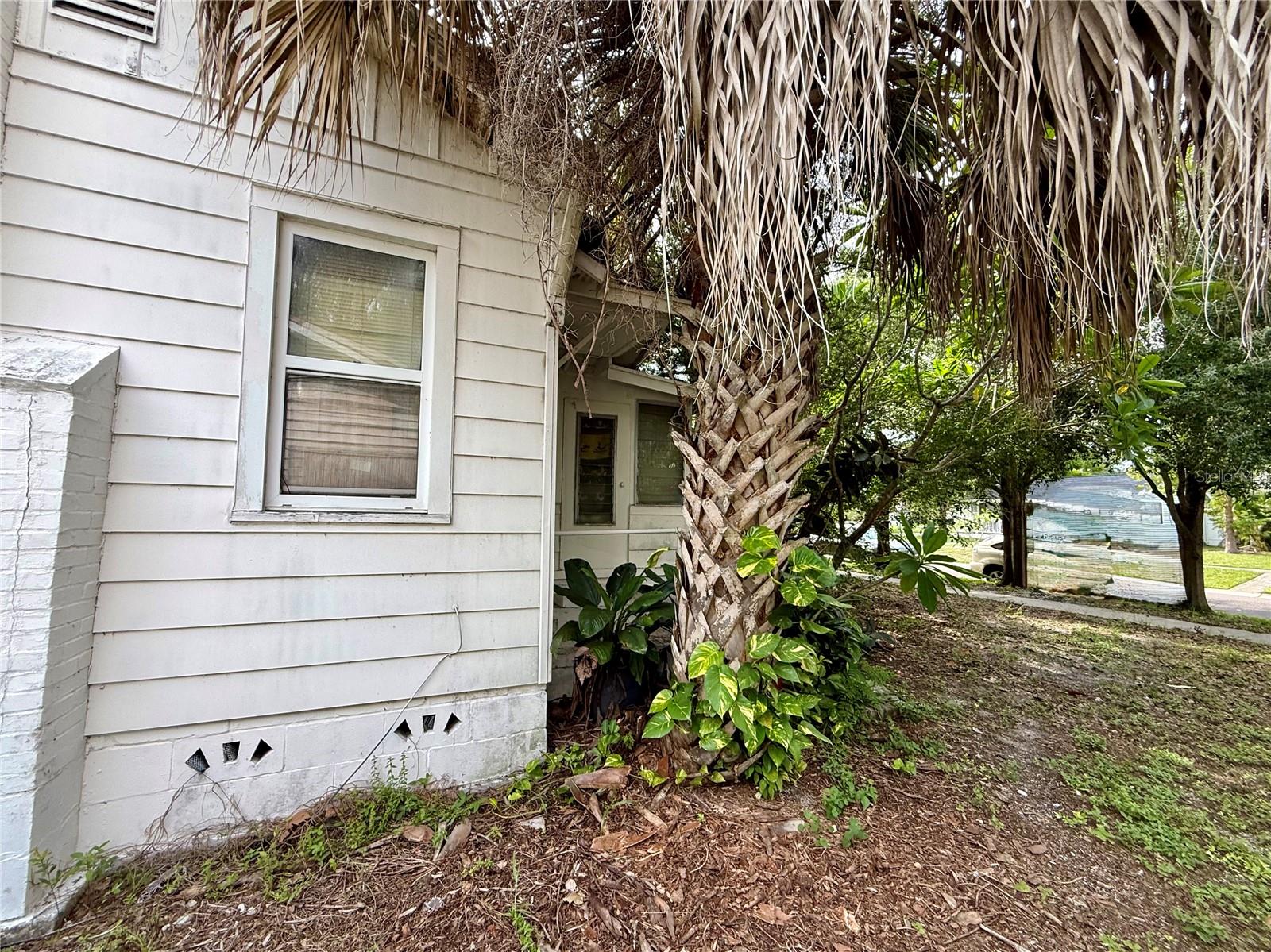 766 51st, St Petersburg, FL 33703