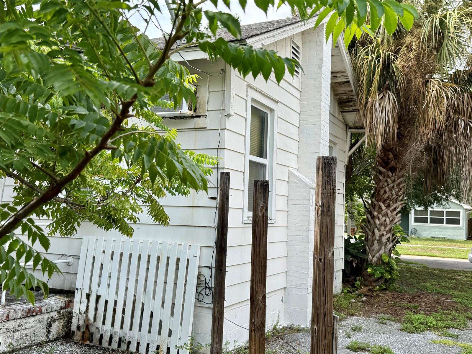766 51st, St Petersburg, FL 33703
