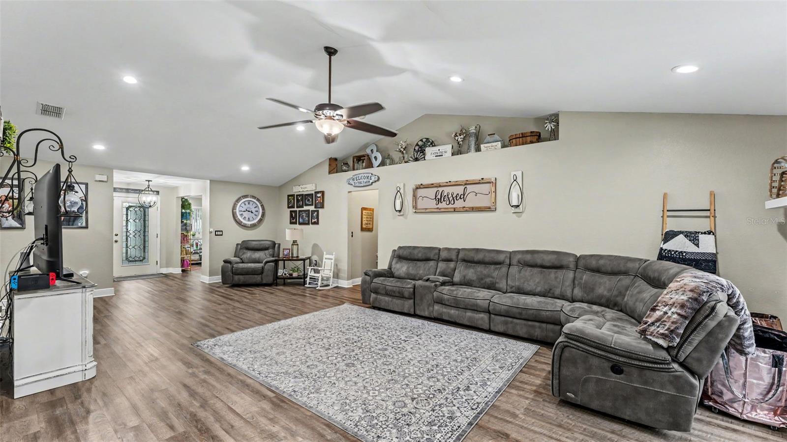 1411 Ashbury, Lakeland, FL 33809