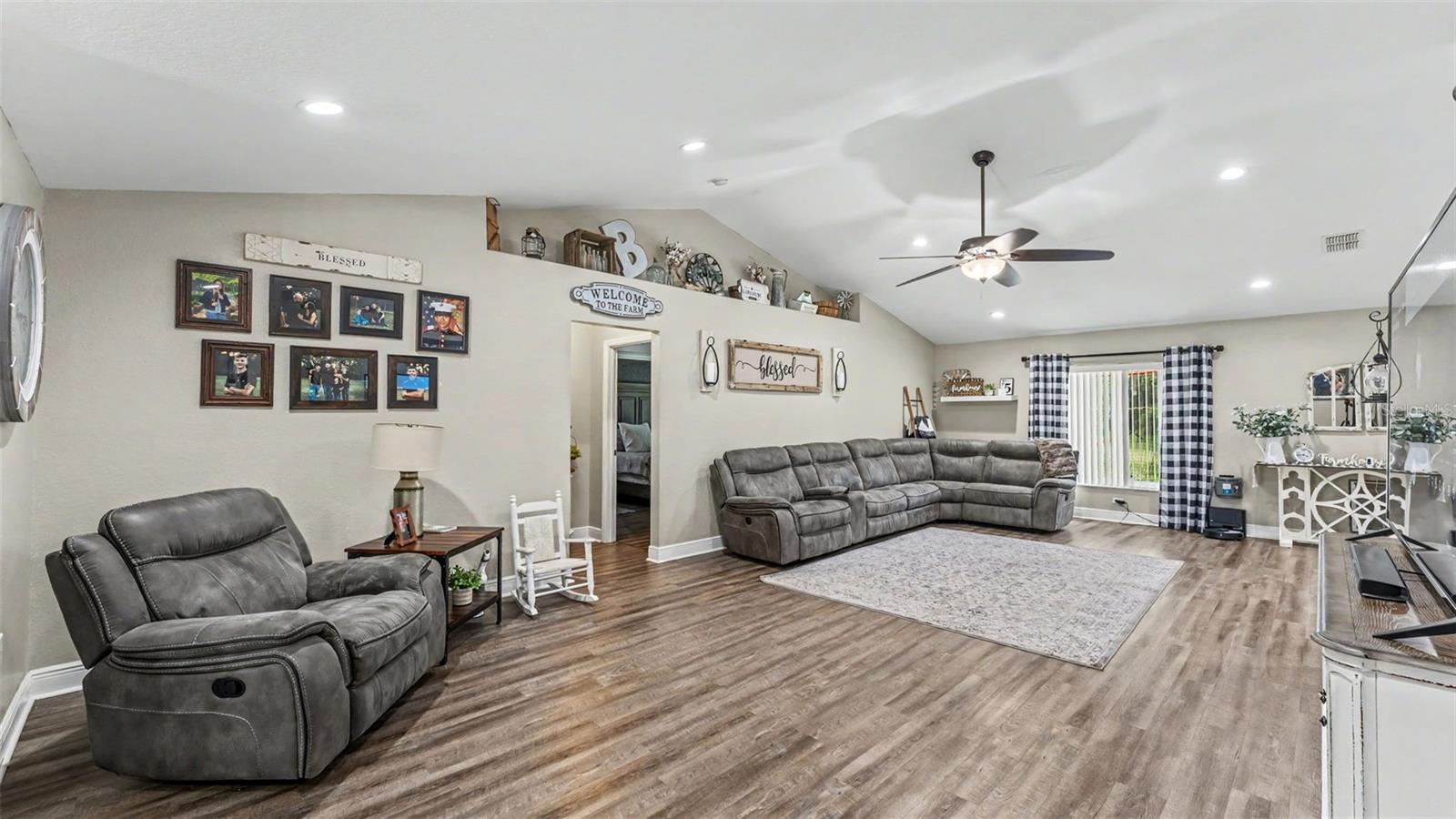 1411 Ashbury, Lakeland, FL 33809
