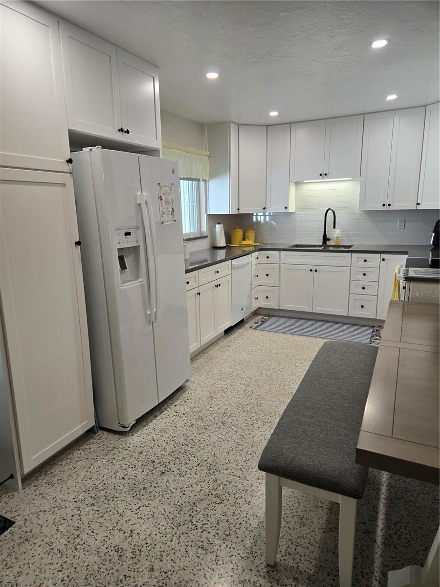 3134 Irving, Sarasota, FL 34237