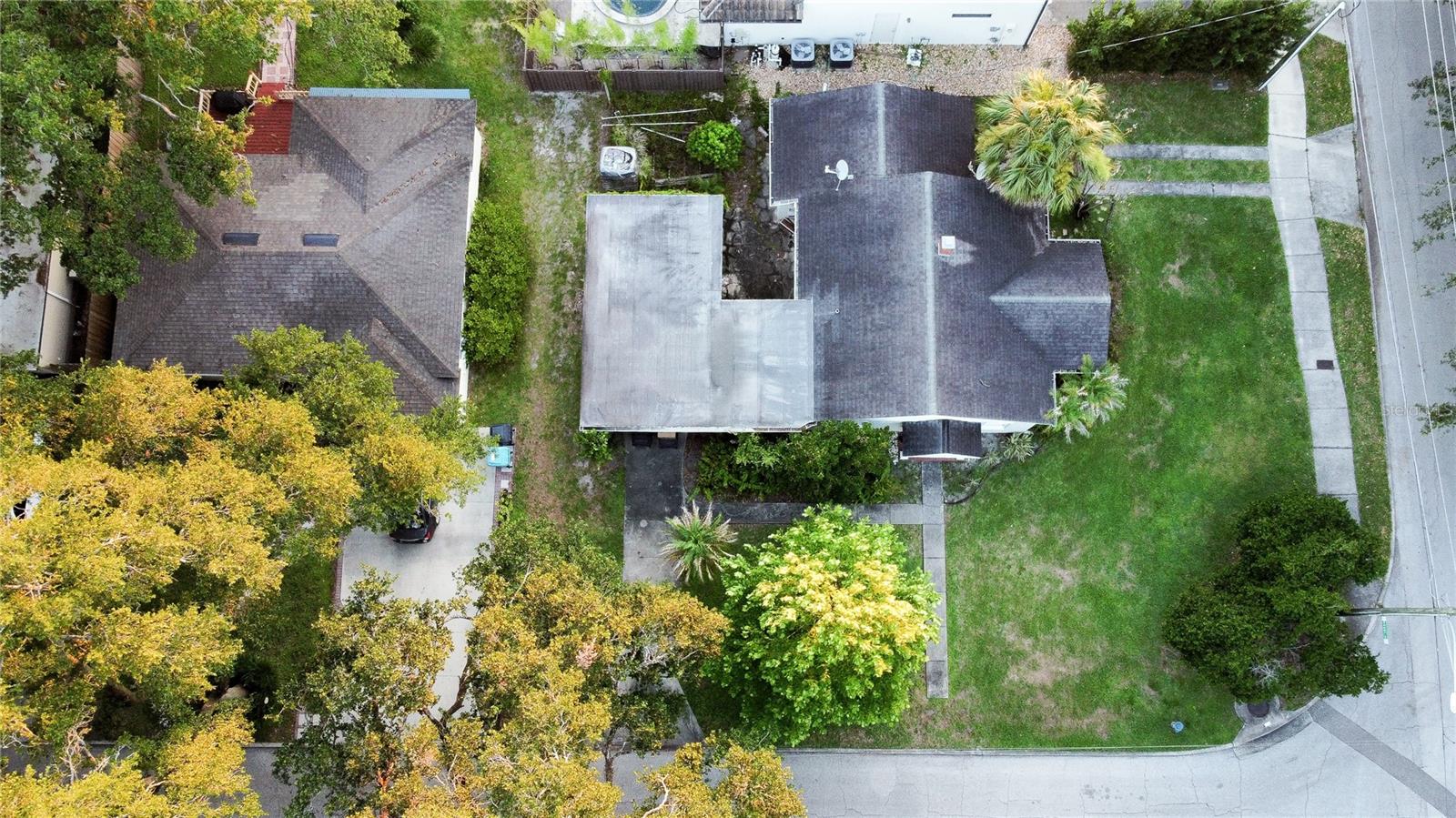 2942 Helen, Orlando, FL 32804