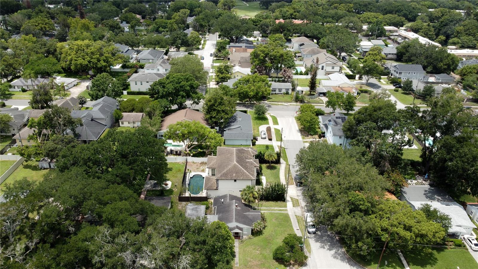 2942 Helen, Orlando, FL 32804