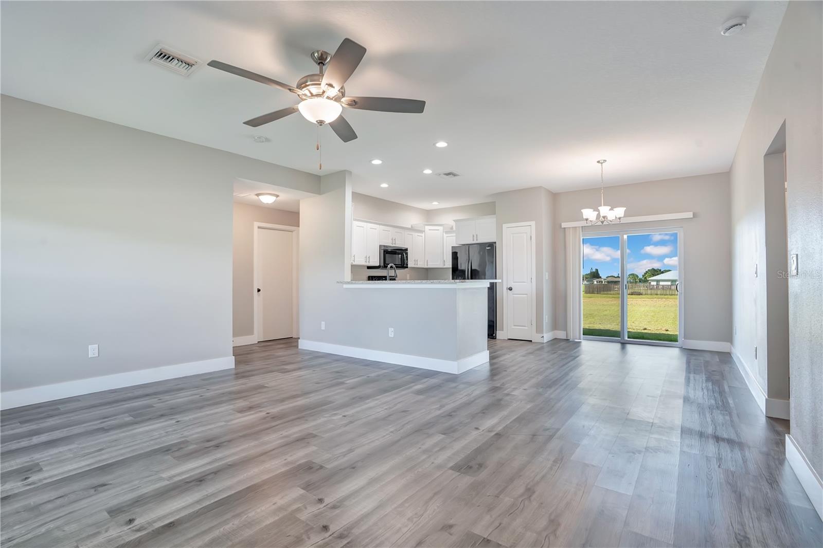 8833 Hampshire, Sebring, FL 33876