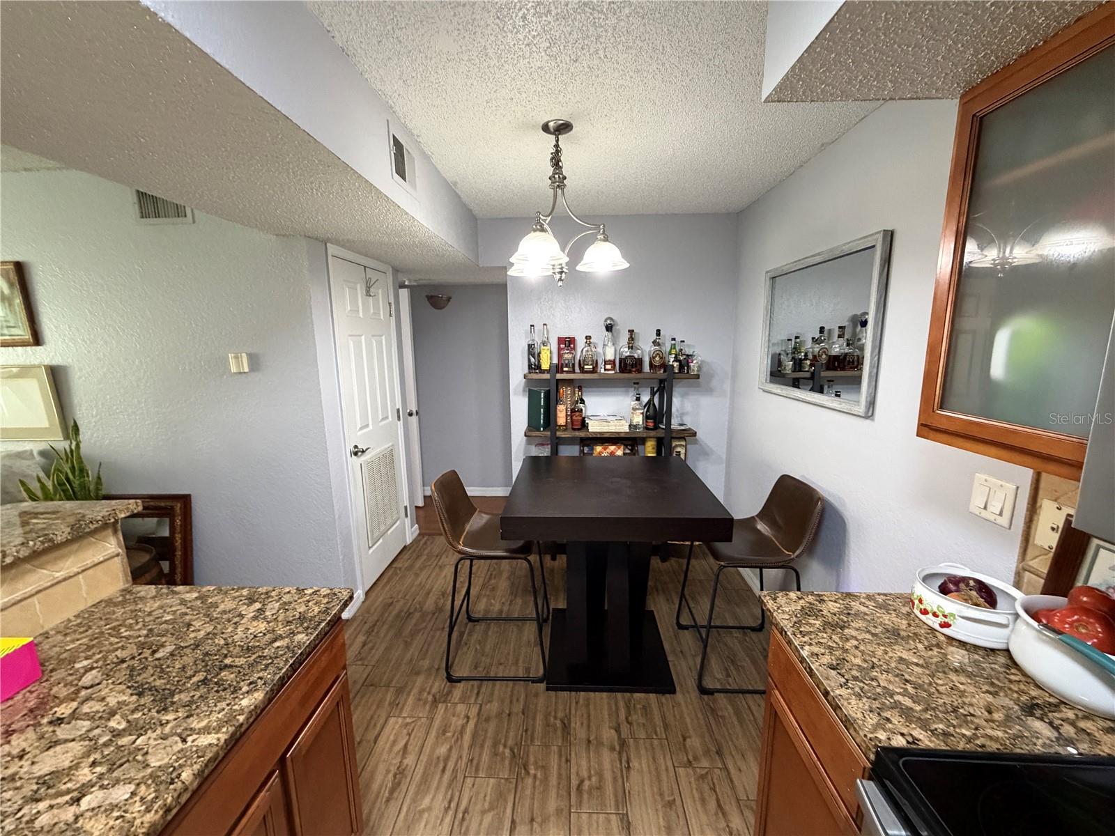 10200 Gandy Unit 418, St Petersburg, FL 33702