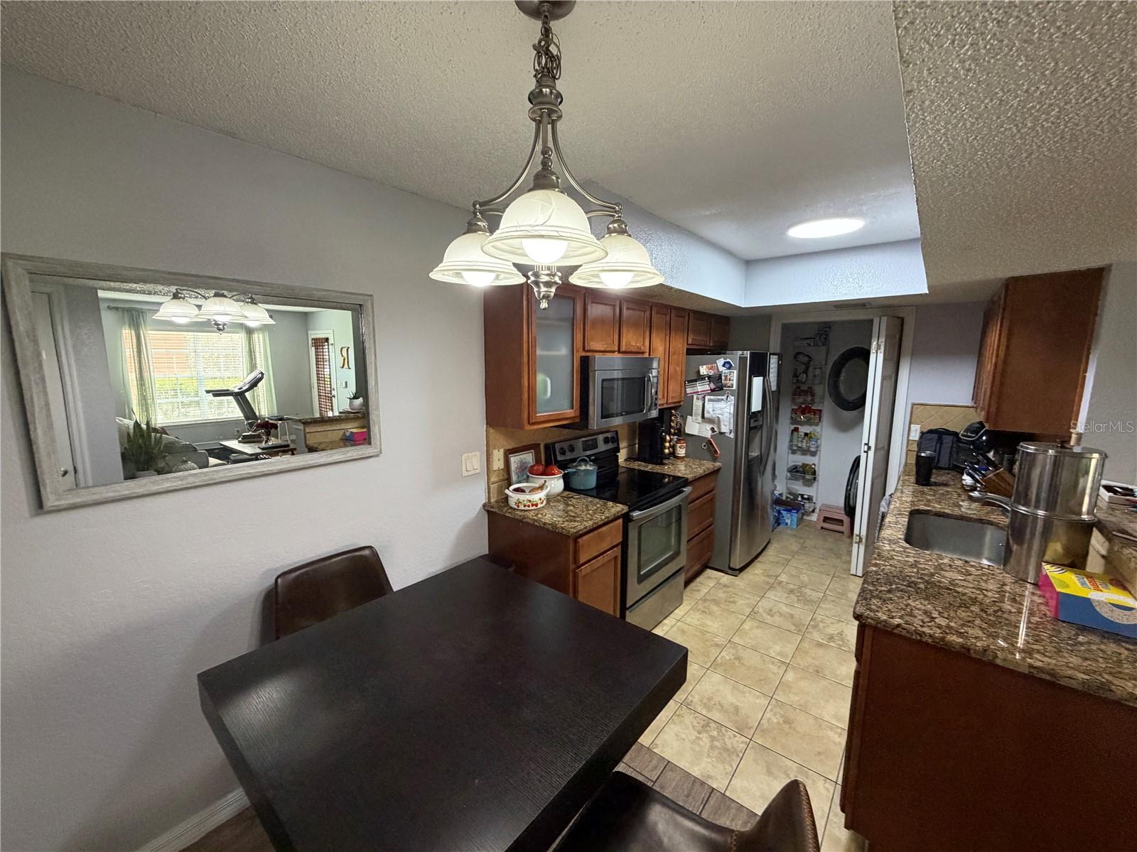 10200 Gandy Unit 418, St Petersburg, FL 33702