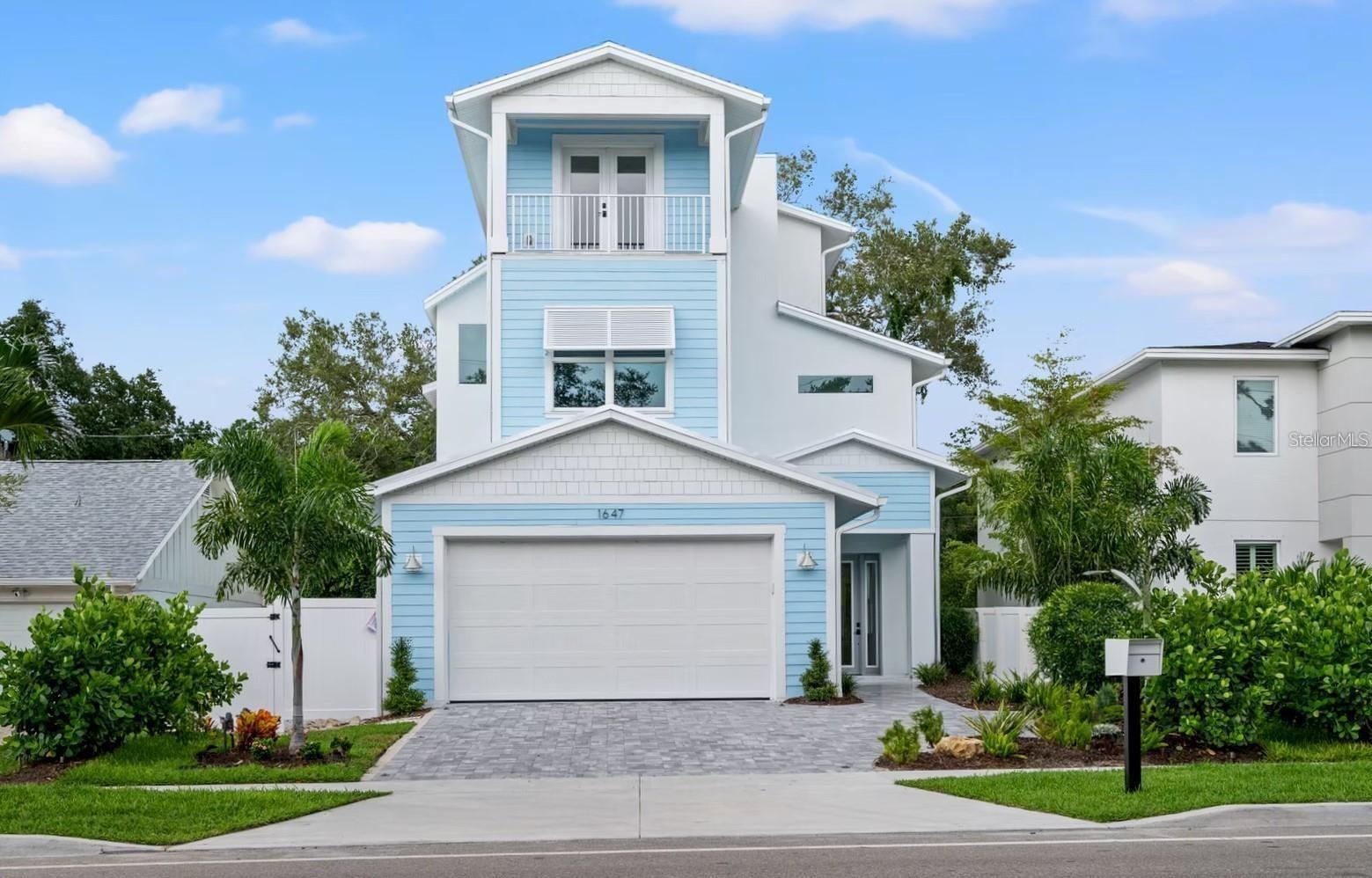 1647 Siesta, Sarasota, FL 34239