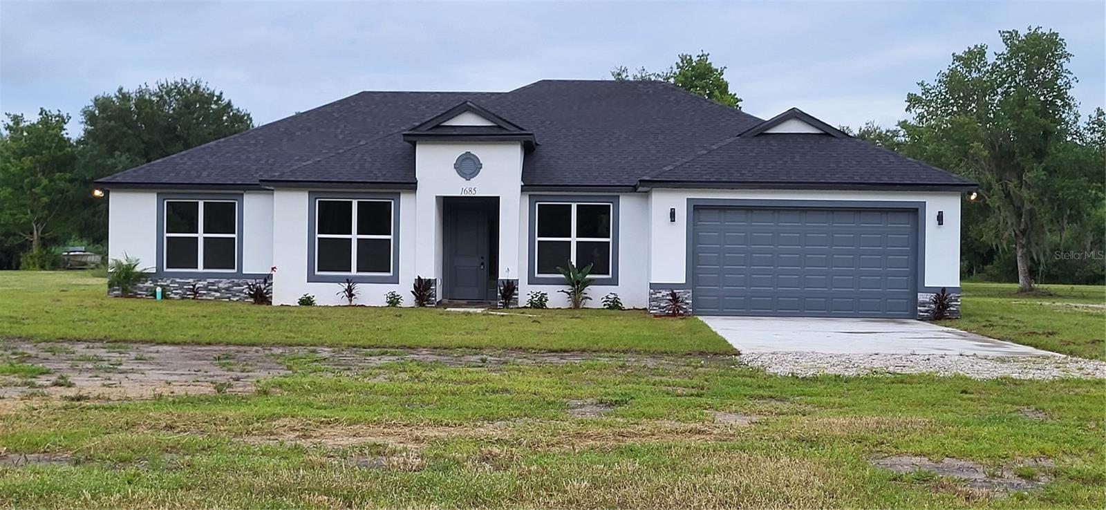 1685 Osceola, Geneva, FL 32732