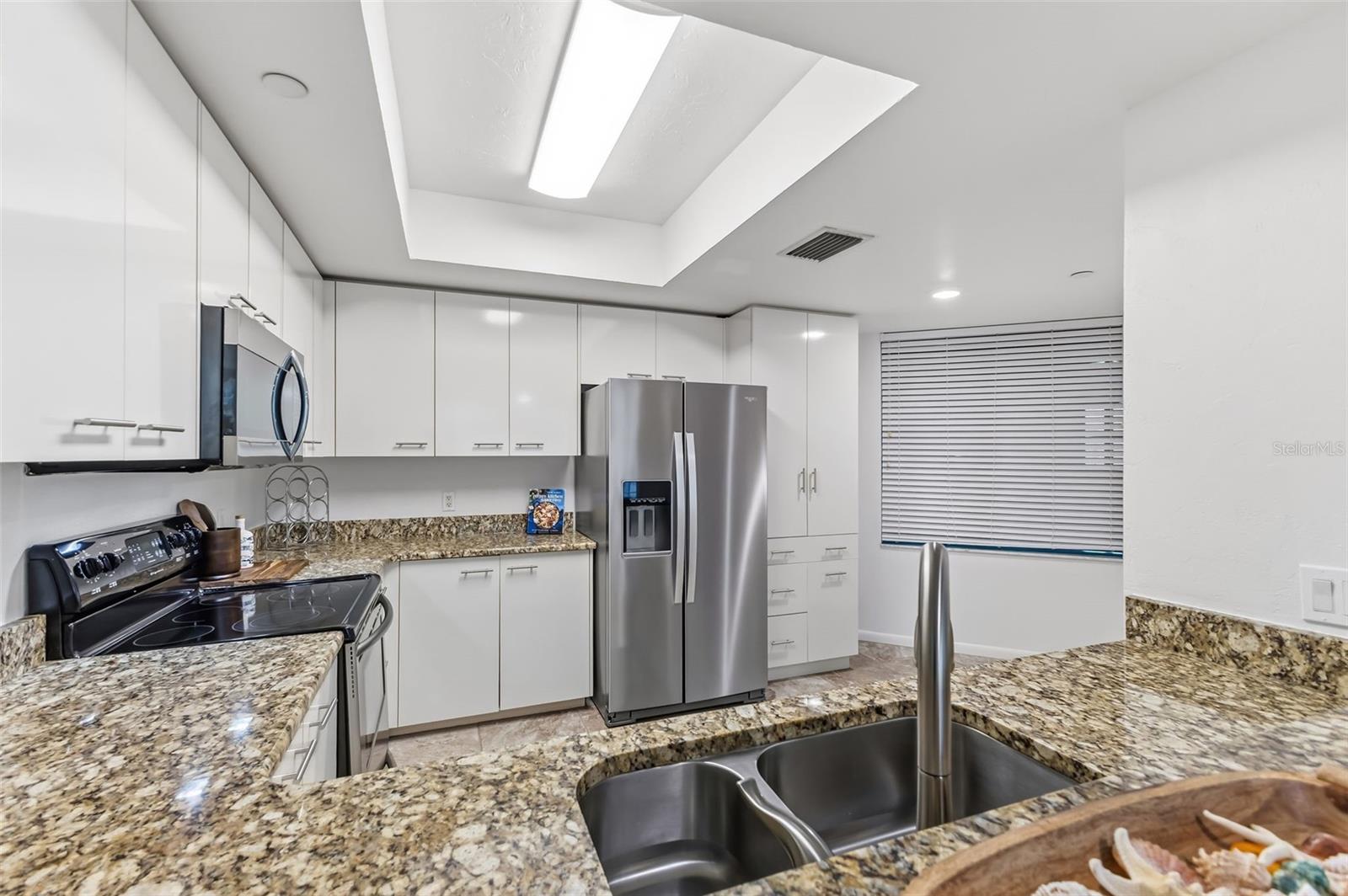 1540 Gulf Unit 1004, Clearwater Beach, FL 33767