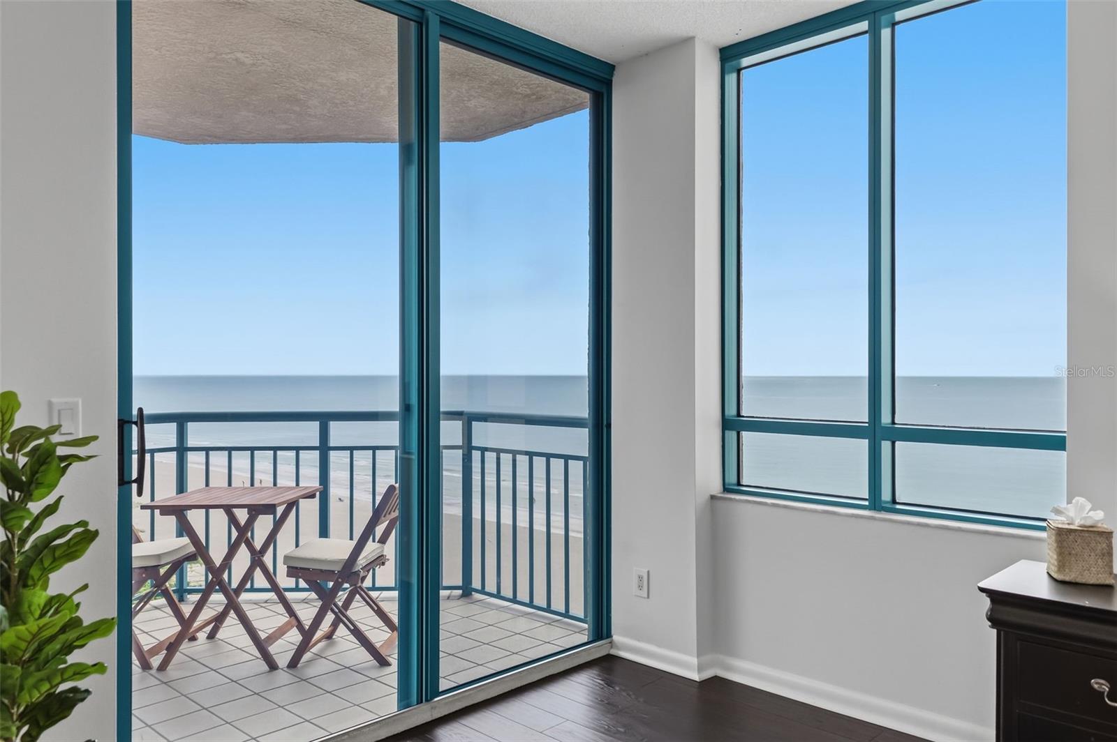 1540 Gulf Unit 1004, Clearwater Beach, FL 33767