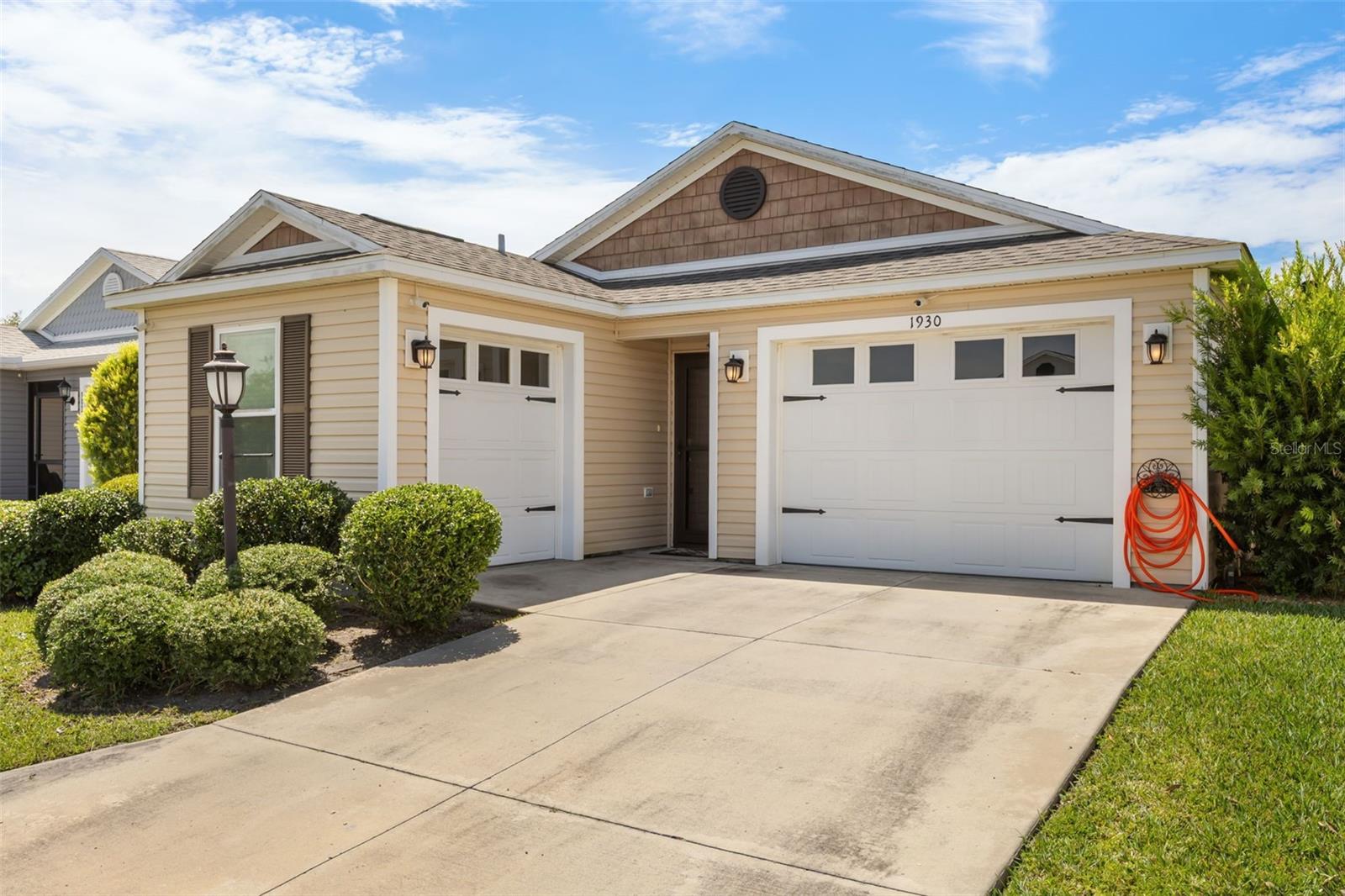 1930 Rhett, The Villages, FL 32163