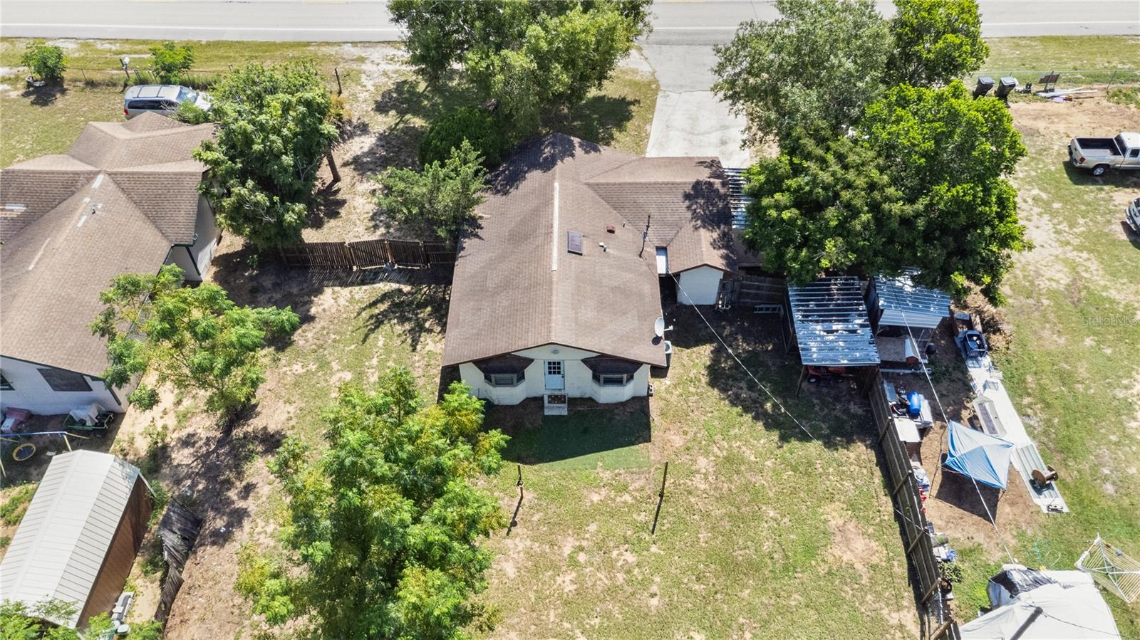 805 Center, Dundee, FL 33838