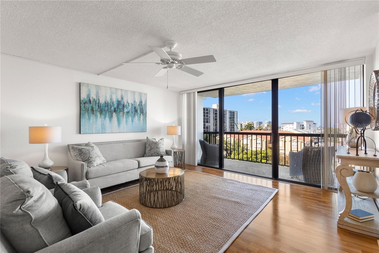 400 Island Unit 503, Clearwater Beach, FL 33767