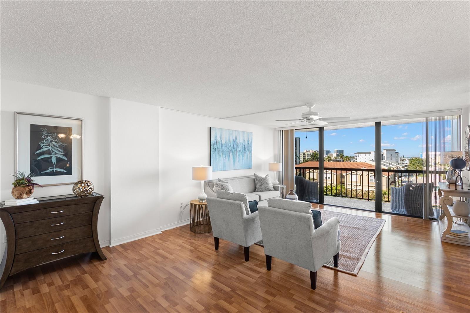 400 Island Unit 503, Clearwater Beach, FL 33767