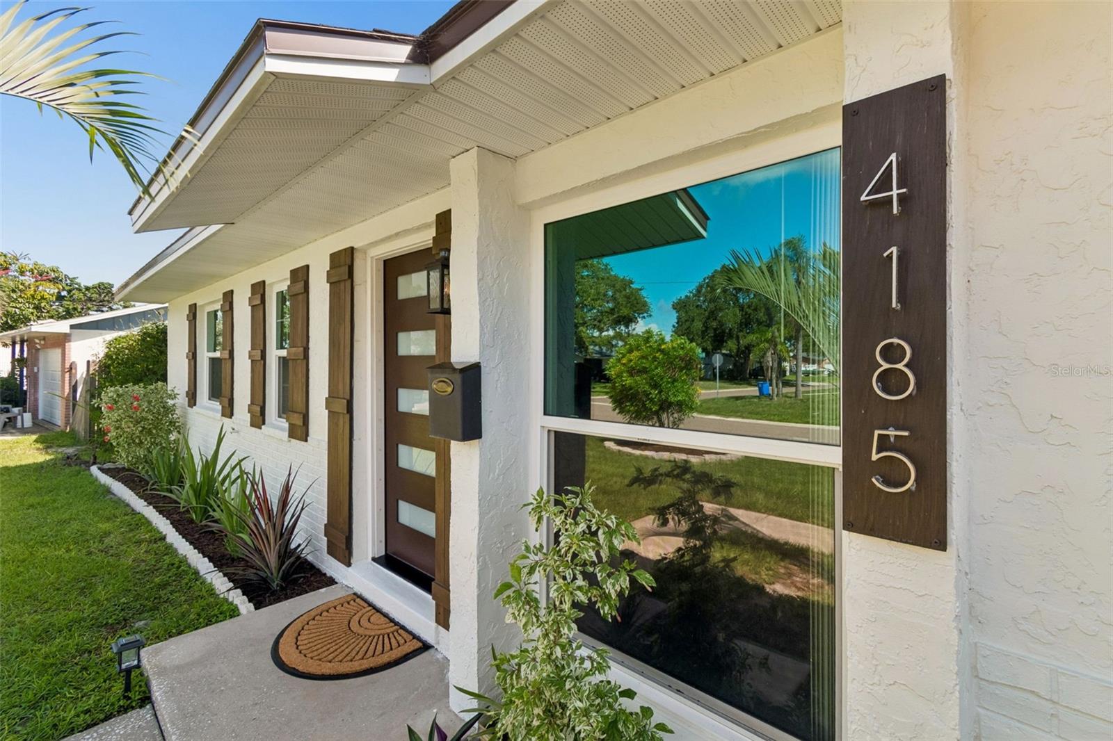4185 Whiting, St Petersburg, FL 33705