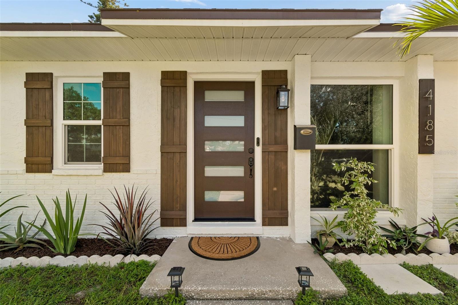 4185 Whiting, St Petersburg, FL 33705