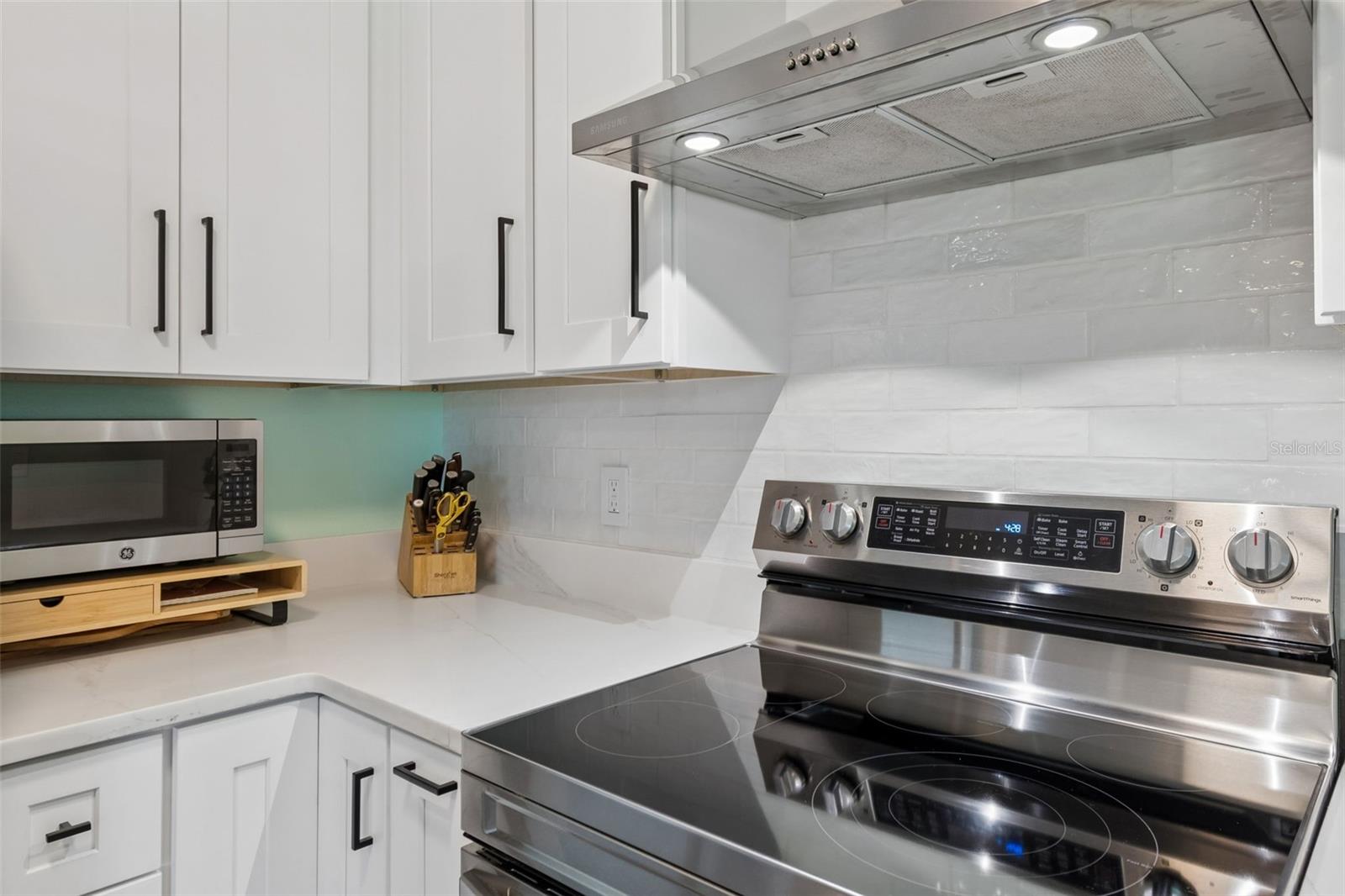 4185 Whiting, St Petersburg, FL 33705