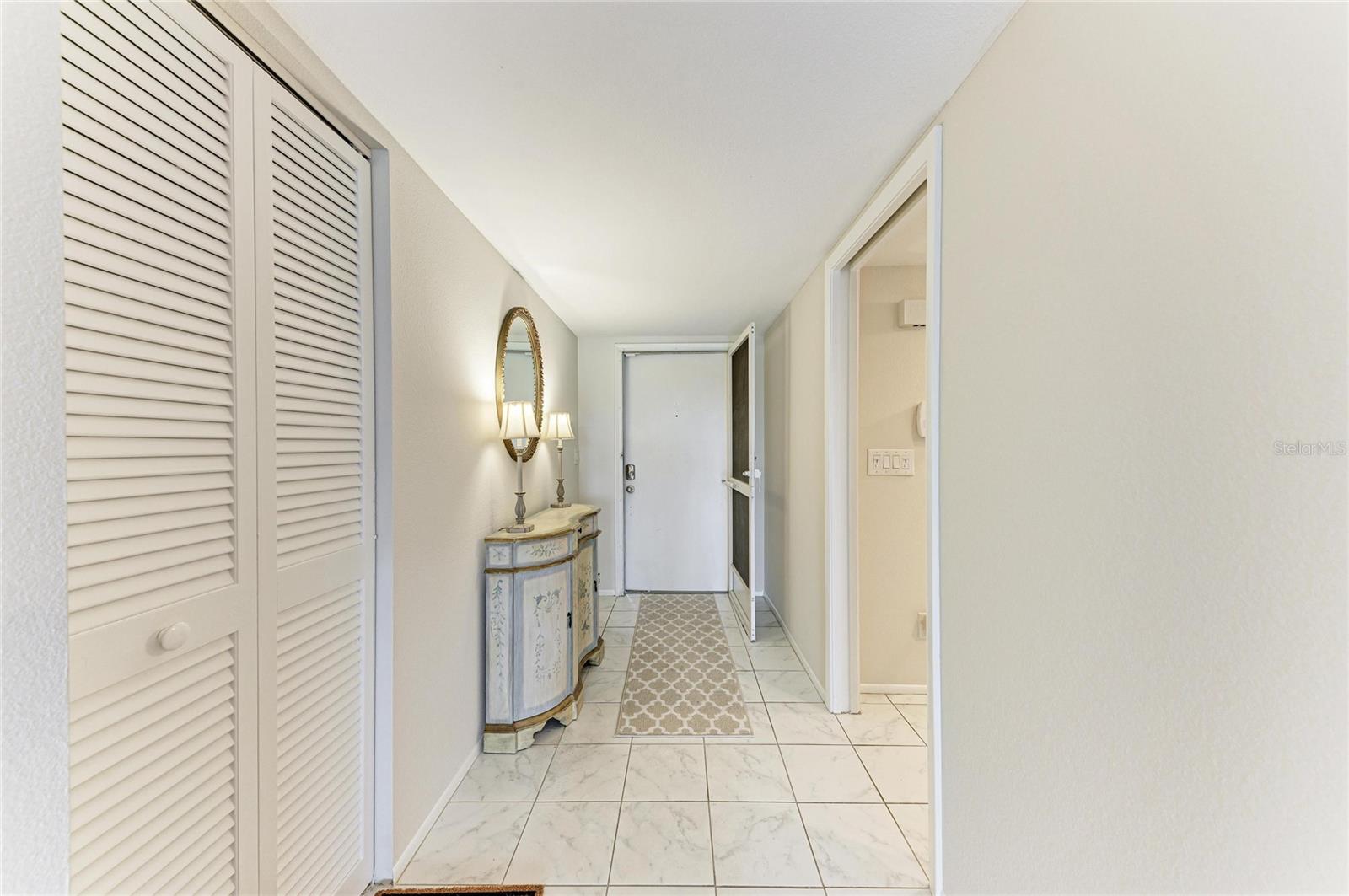 6999 Country Club Unit 123, Sarasota, FL 34243