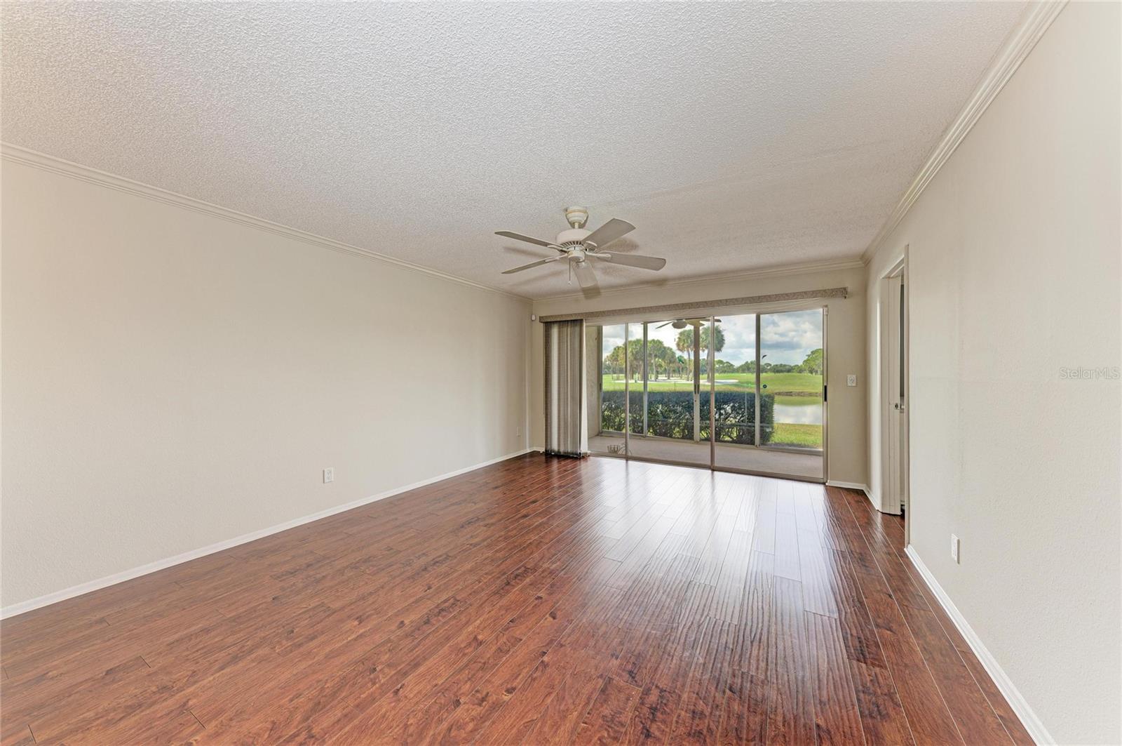 6999 Country Club Unit 123, Sarasota, FL 34243