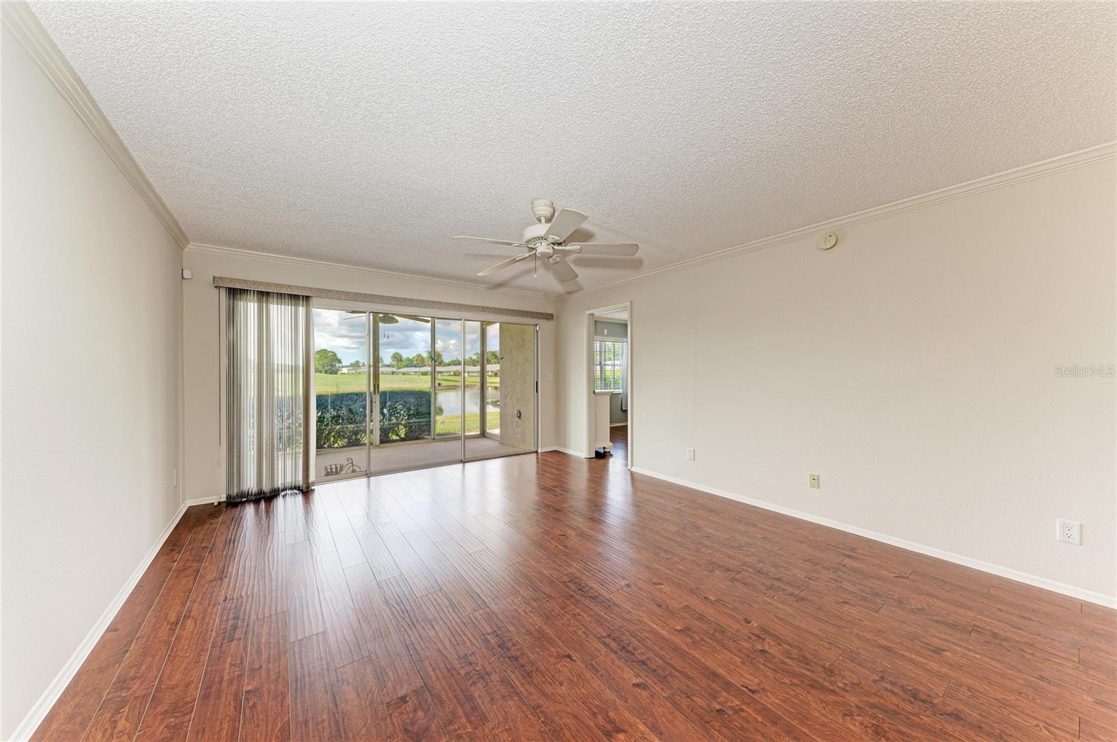 6999 Country Club Unit 123, Sarasota, FL 34243