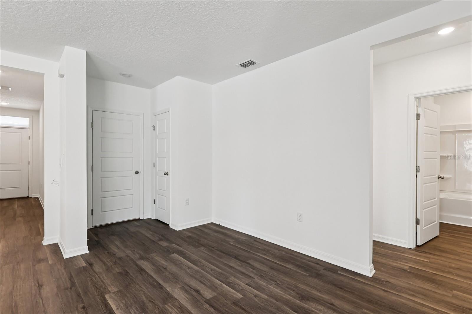 3990 Limeklin Falls, Davenport, FL 33837