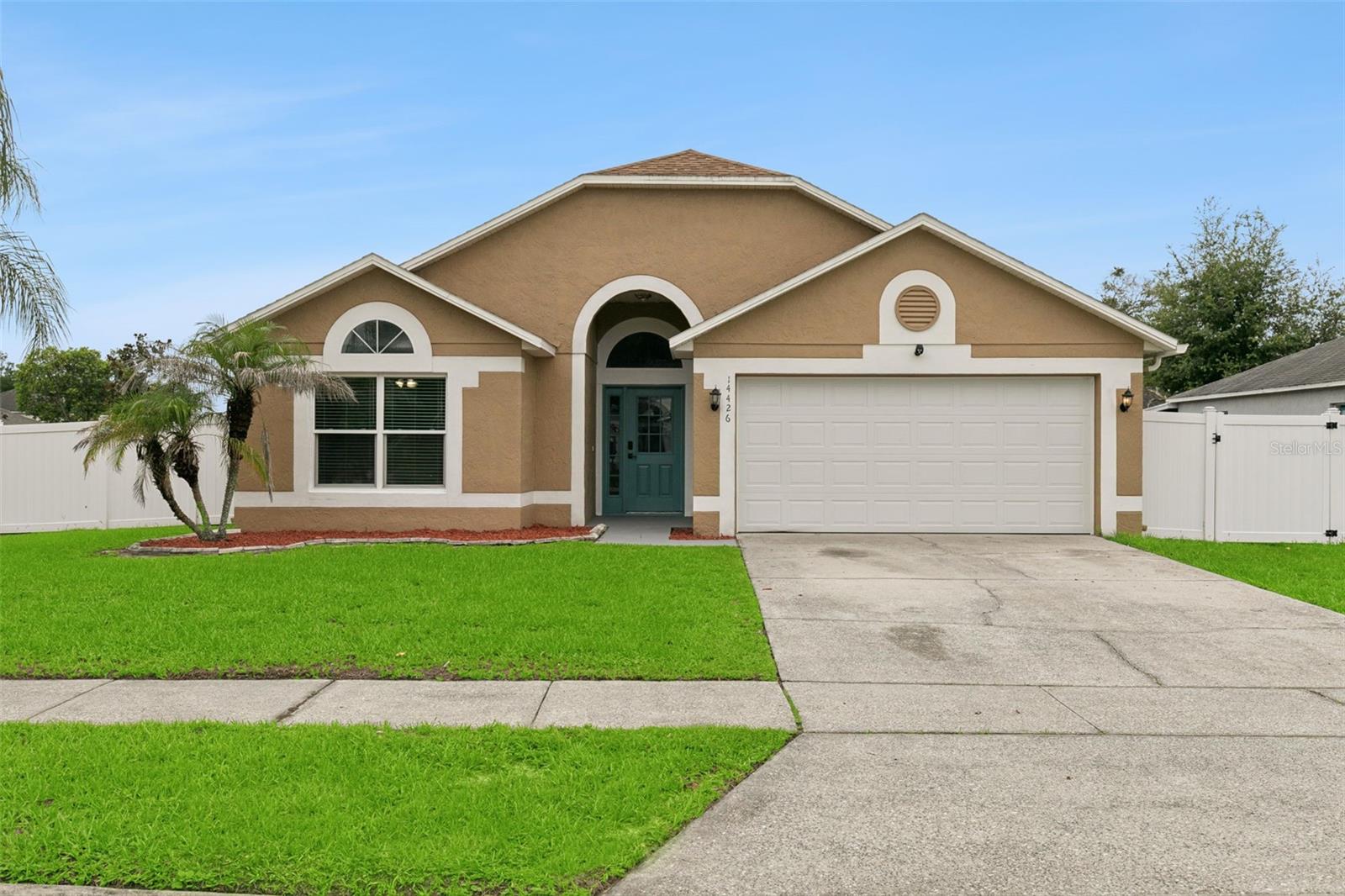 14426 Lake Price, Orlando, FL 32826