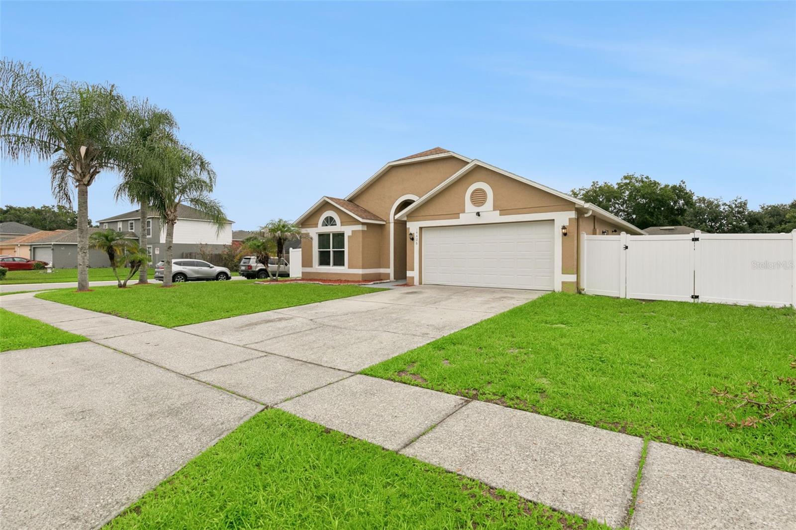 14426 Lake Price, Orlando, FL 32826