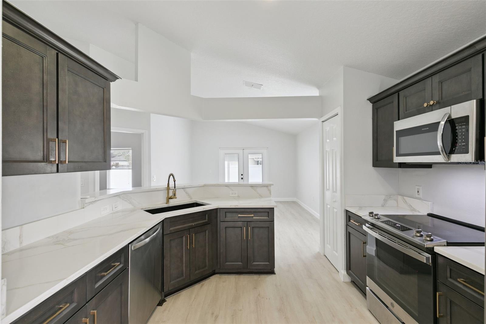 14426 Lake Price, Orlando, FL 32826