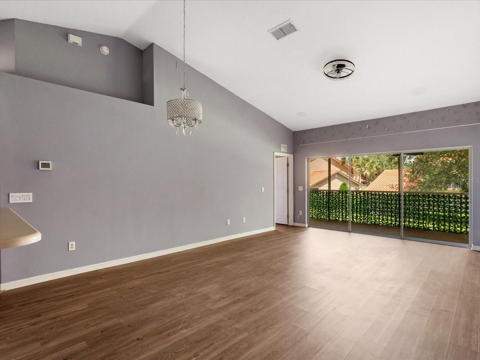5336 Edgewater Unit 11, Oxford, FL 34484