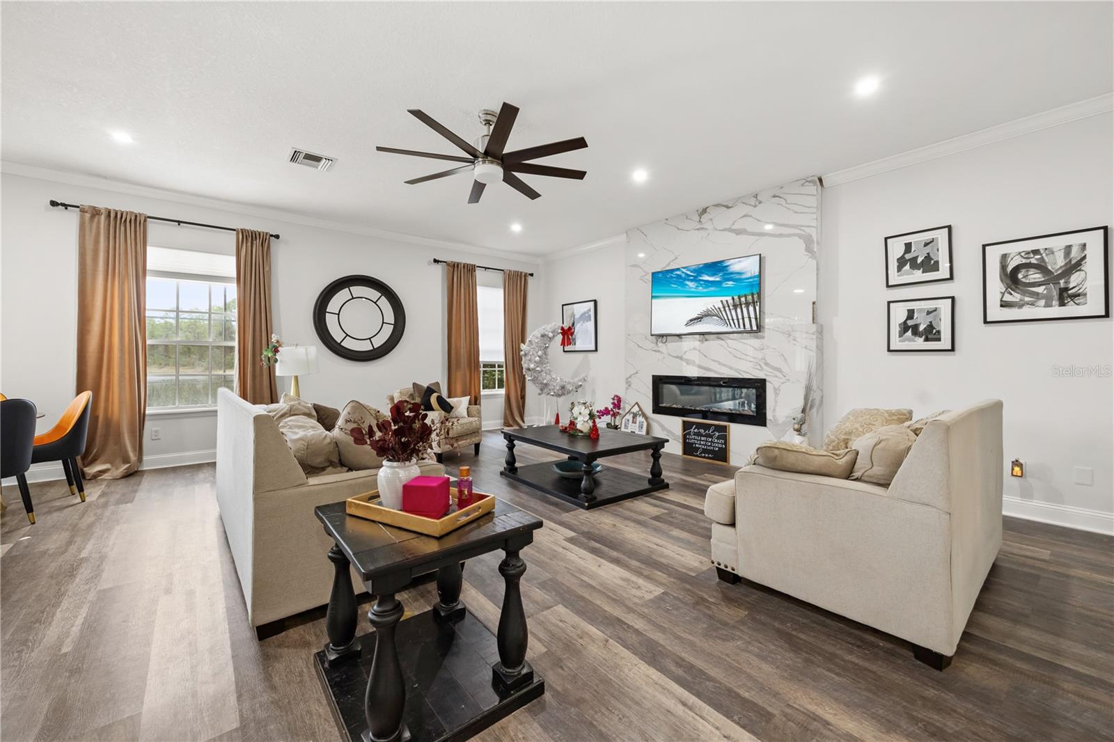 1746 Carillon Park, Oviedo, FL 32765