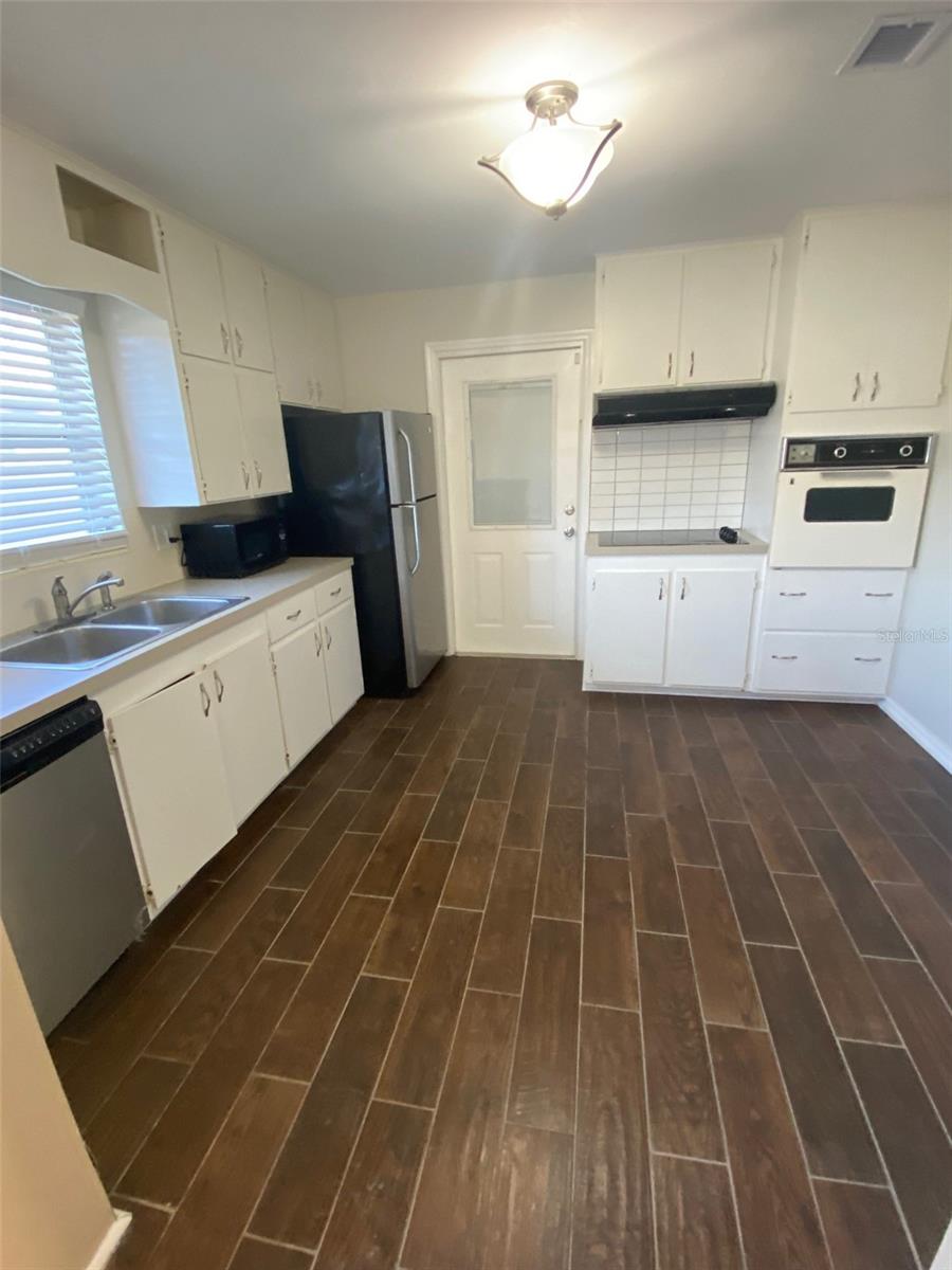 803 Haselton, Eustis, FL 32726