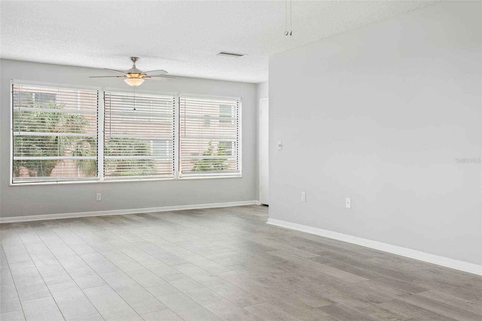 5501 80th Unit 402, St Petersburg, FL 33709